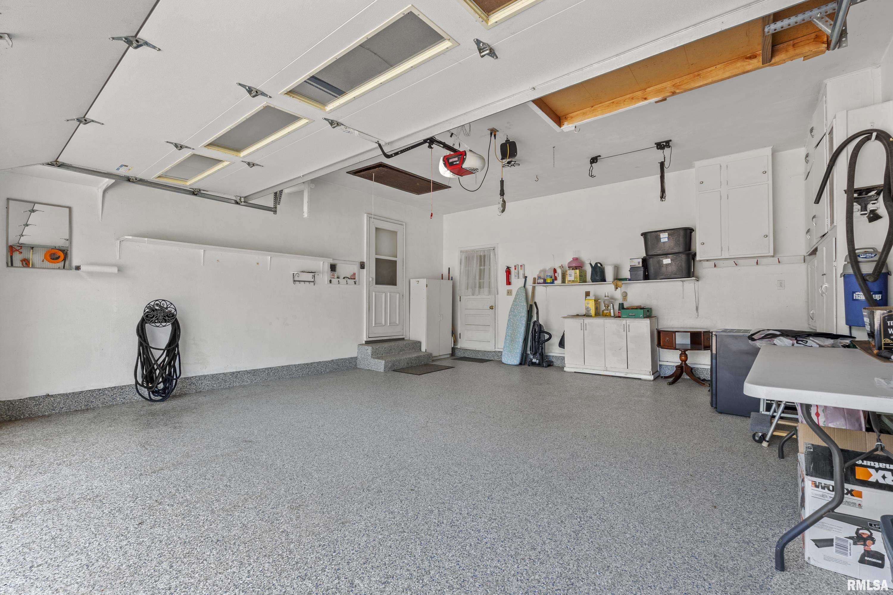 4034 35th Street, Rock Island, Illinois image 6