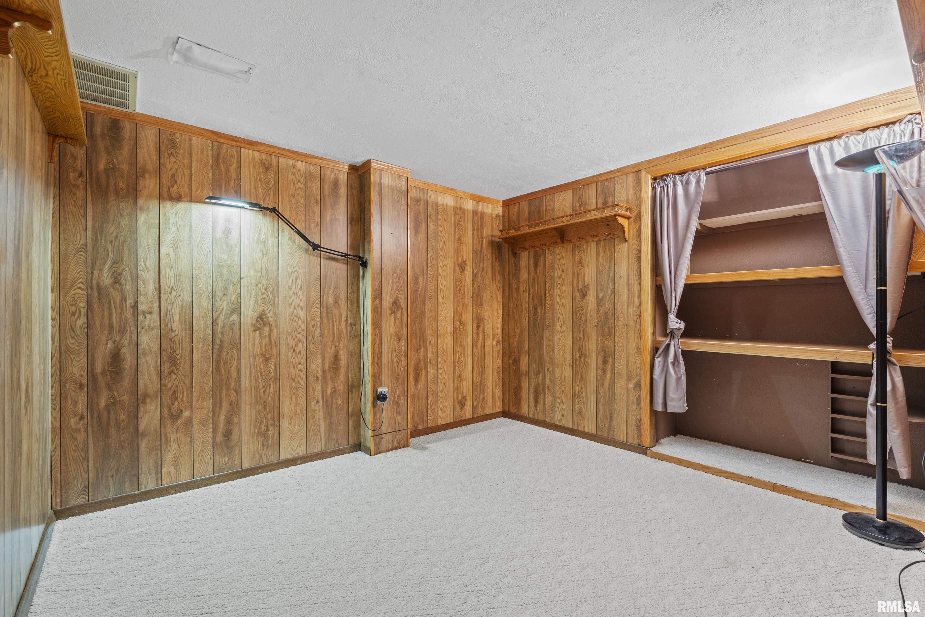 4034 35th Street, Rock Island, Illinois image 19