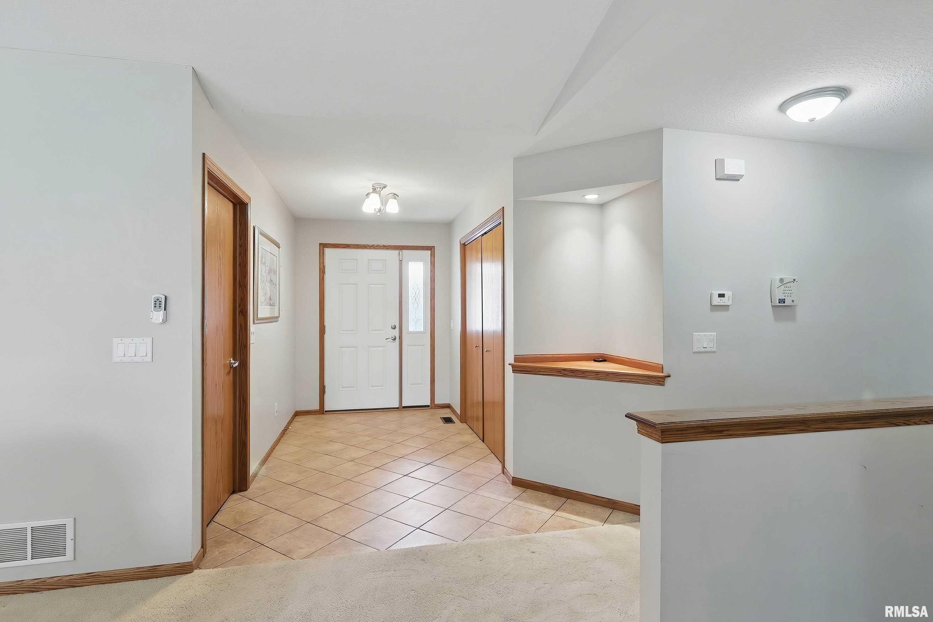 1520 E 6th Street, Coal Valley, Illinois image 7