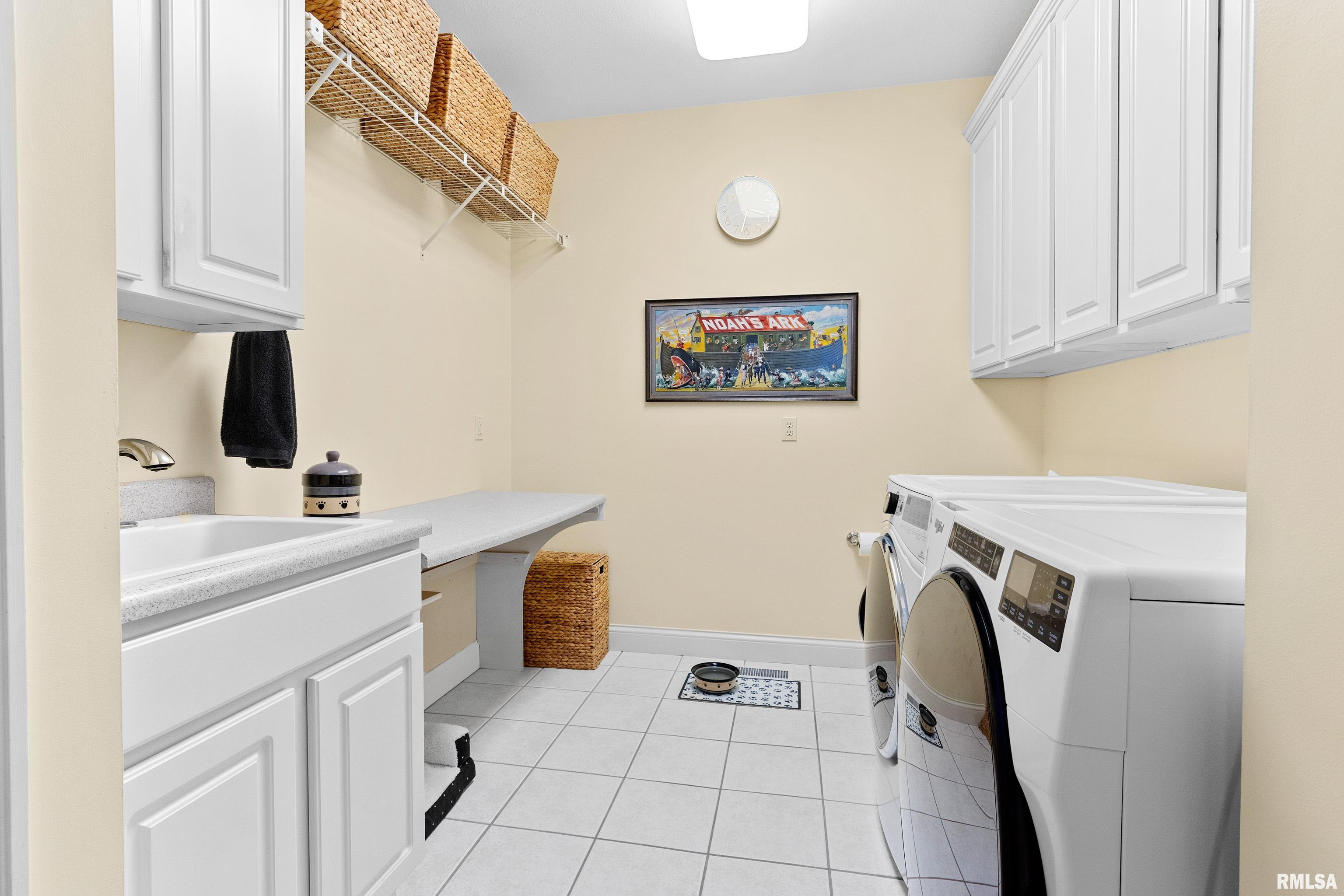 11518 N Nettle Creek Drive, Dunlap, Illinois image 29