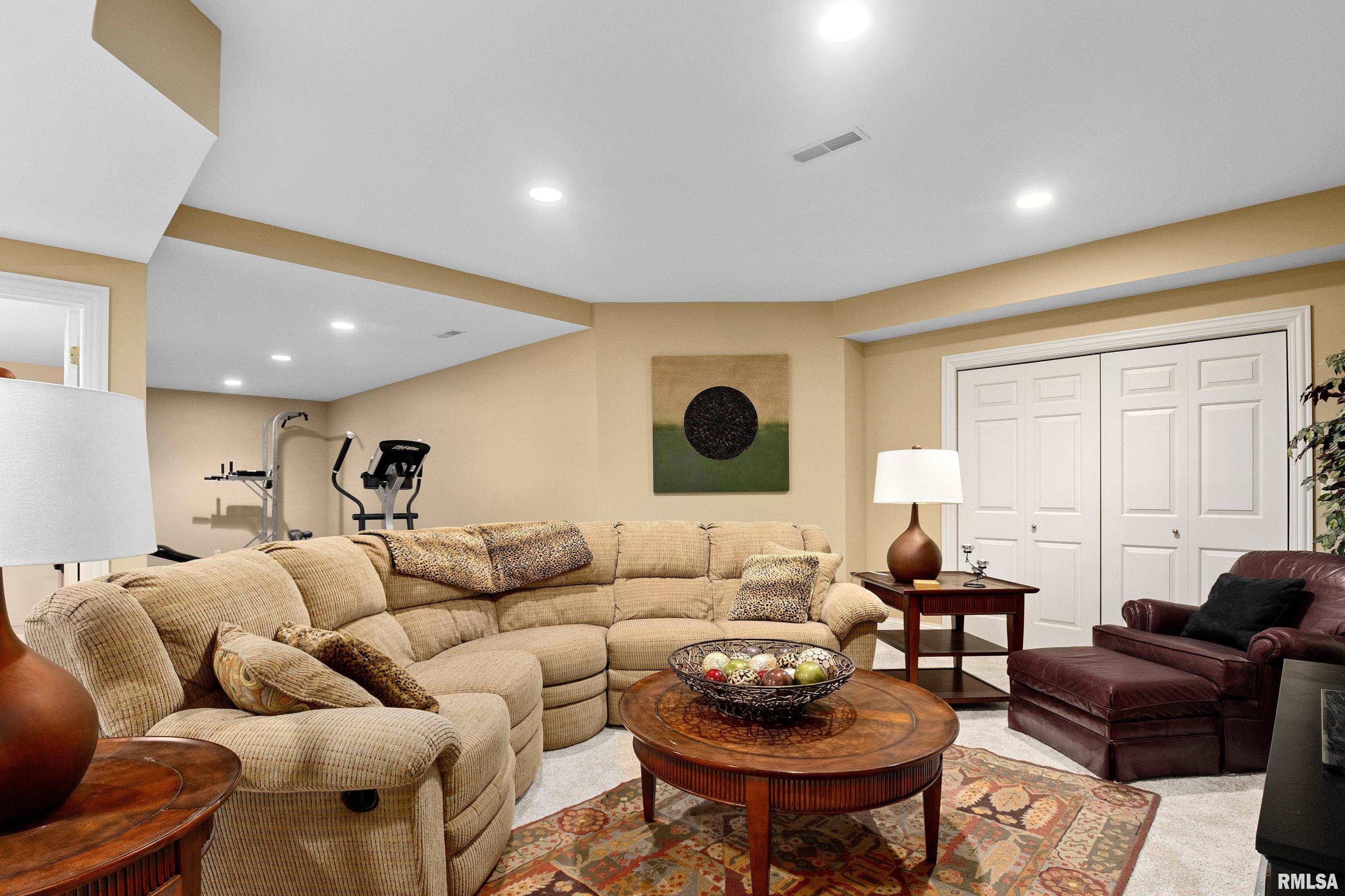 11518 N Nettle Creek Drive, Dunlap, Illinois image 49