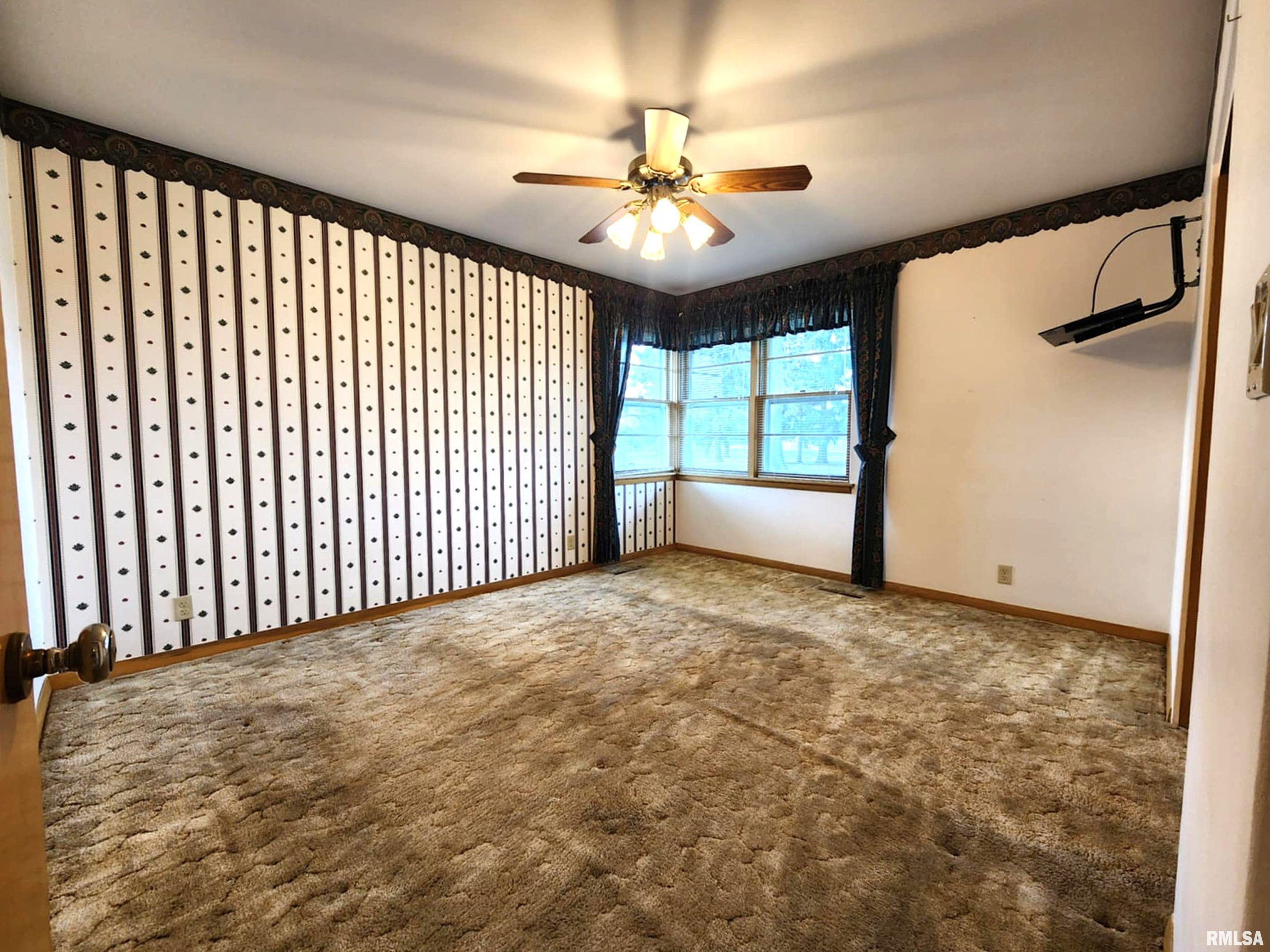 1615 Highland Lane, Quincy, Illinois image 13