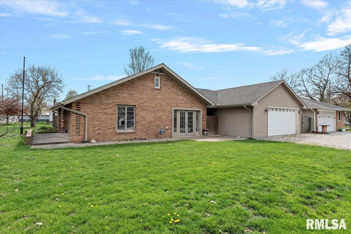203 N Olive Street, New Berlin, Illinois image 36