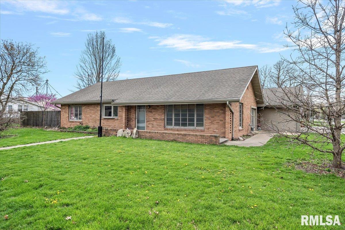 203 N Olive Street, New Berlin, Illinois image 2