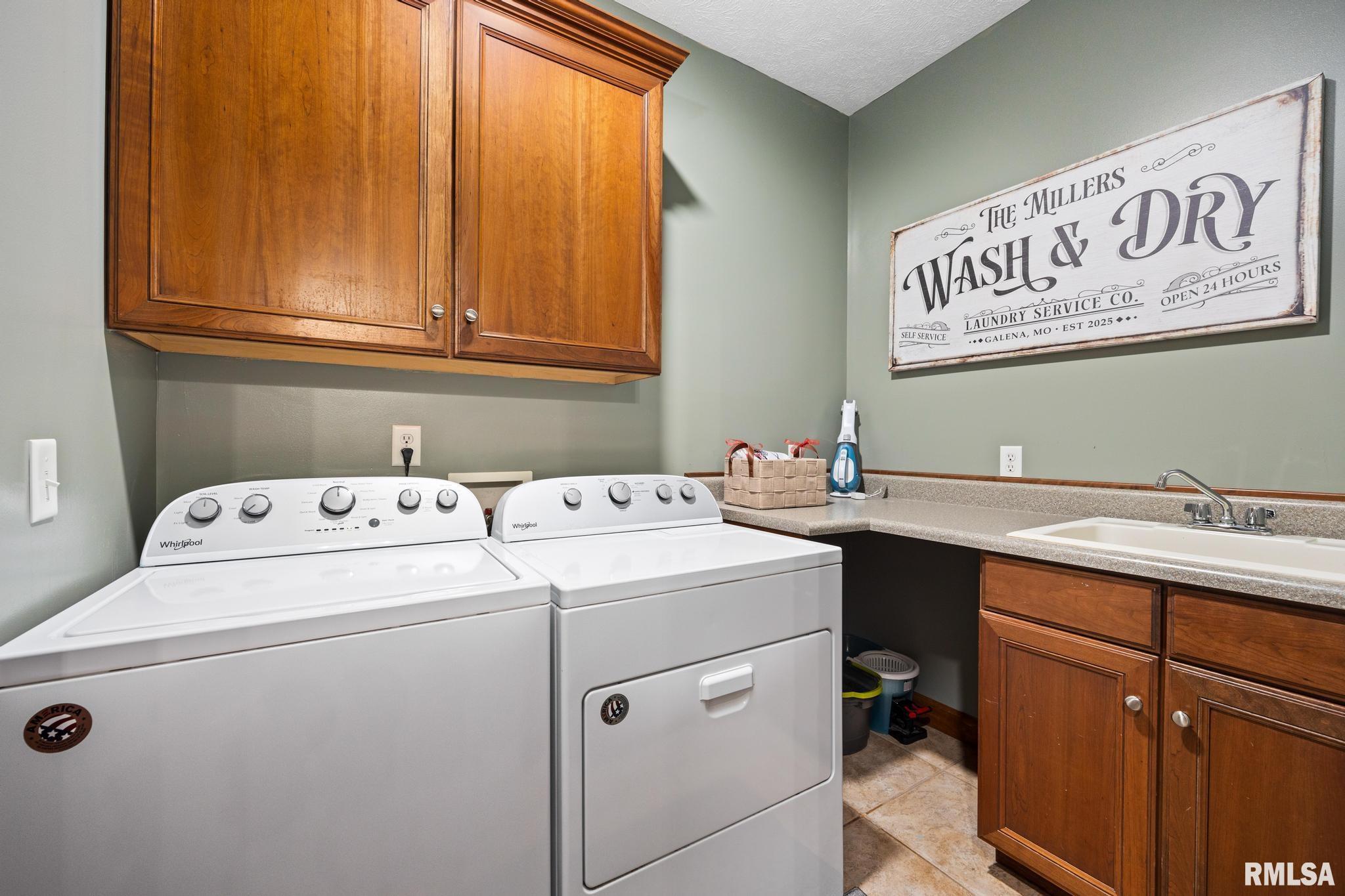 1101 N Pine Street, El Paso, Illinois image 19