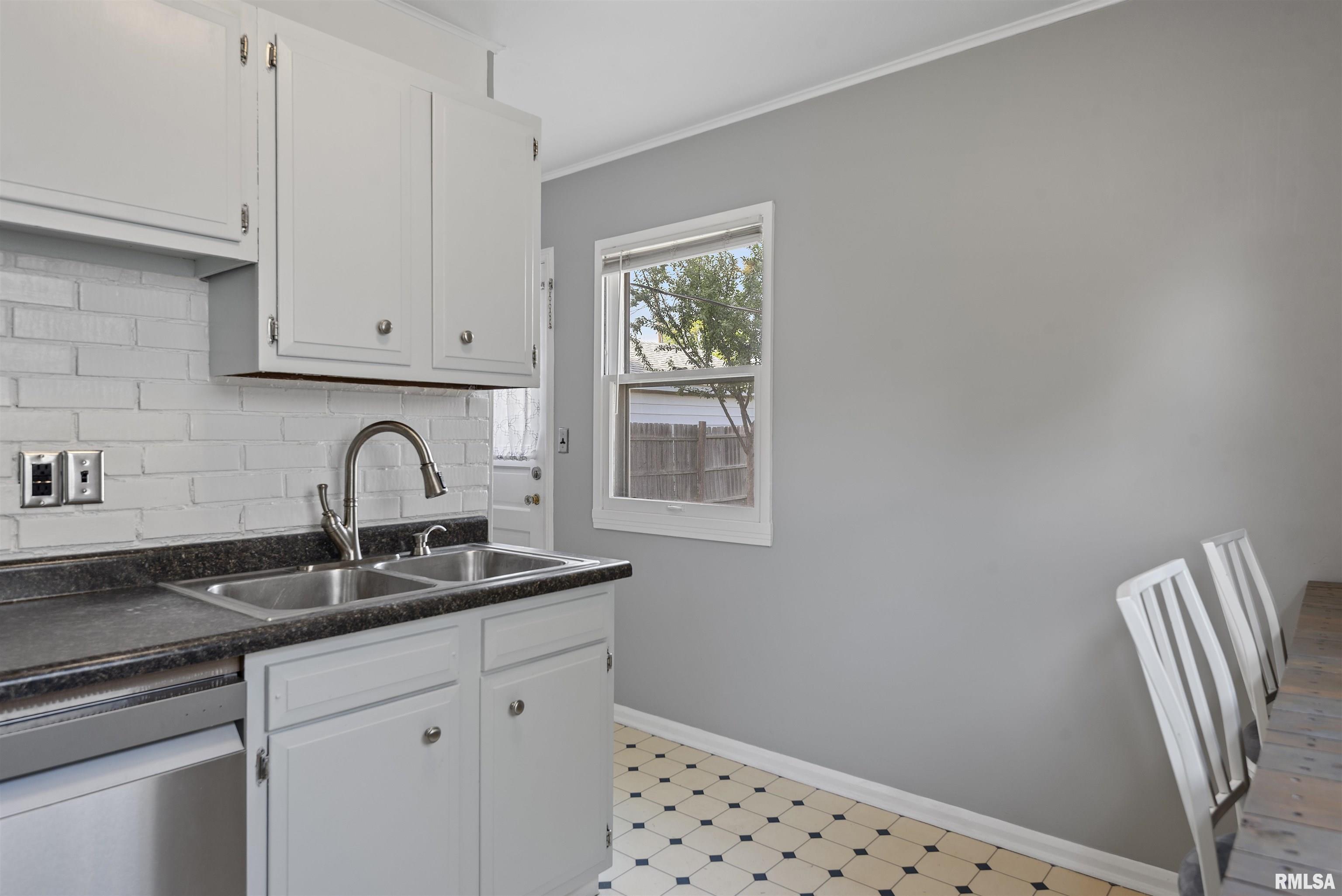 1608 N 21st Street, Springfield, Illinois image 9