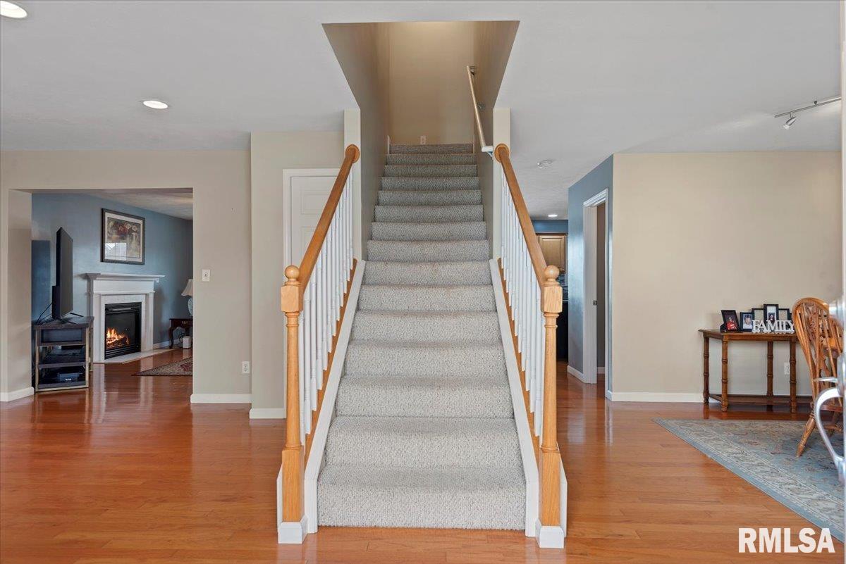 4108 Newtonmore Drive, Springfield, Illinois image 4