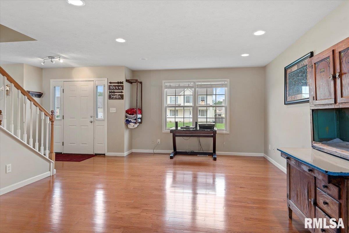 4108 Newtonmore Drive, Springfield, Illinois image 7