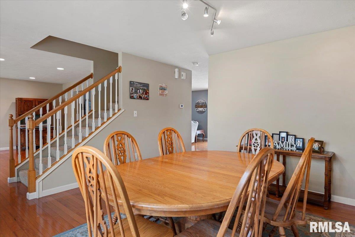 4108 Newtonmore Drive, Springfield, Illinois image 20