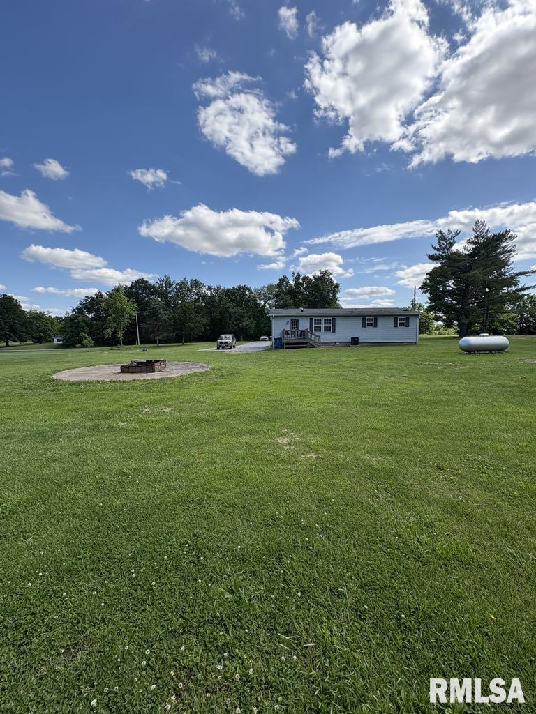 17227 Number 9 Blacktop, West Frankfort, Illinois image 5