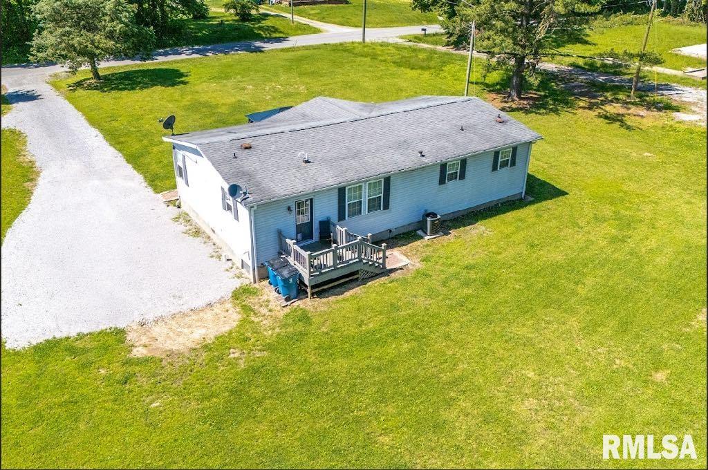 17227 Number 9 Blacktop, West Frankfort, Illinois image 12