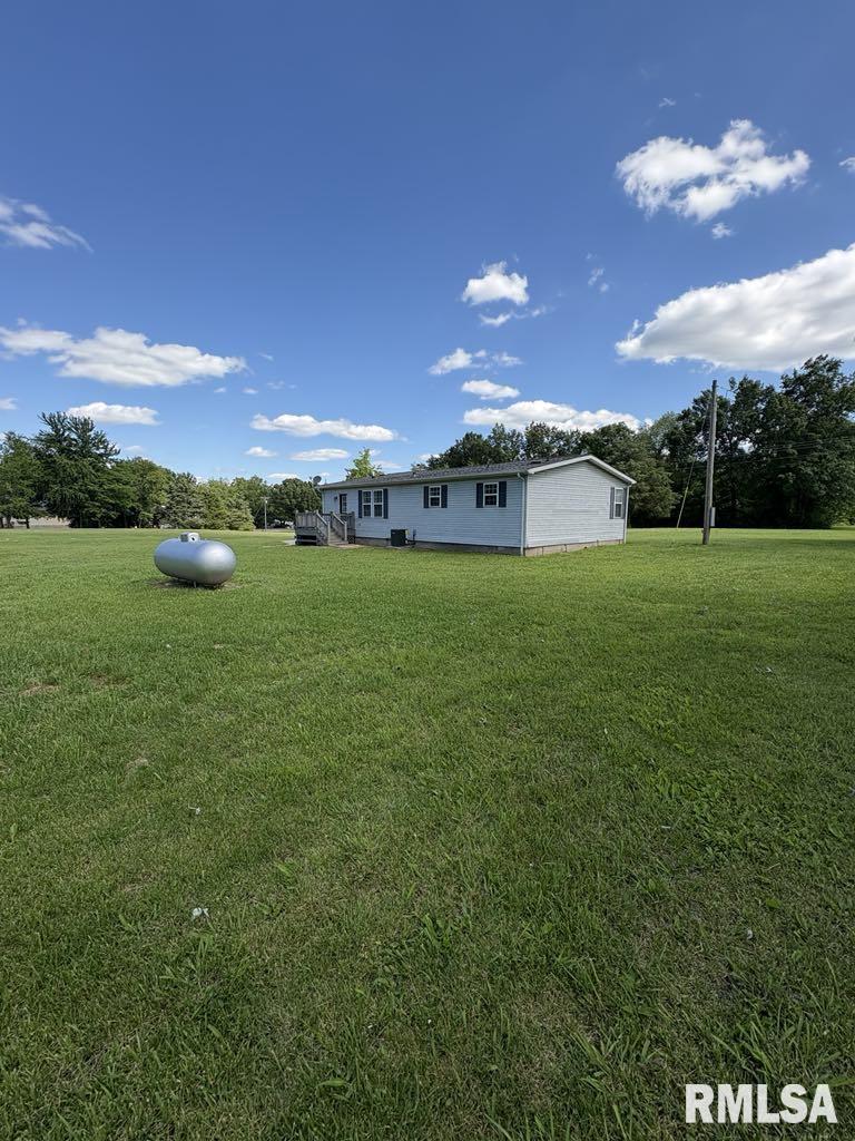 17227 Number 9 Blacktop, West Frankfort, Illinois image 8