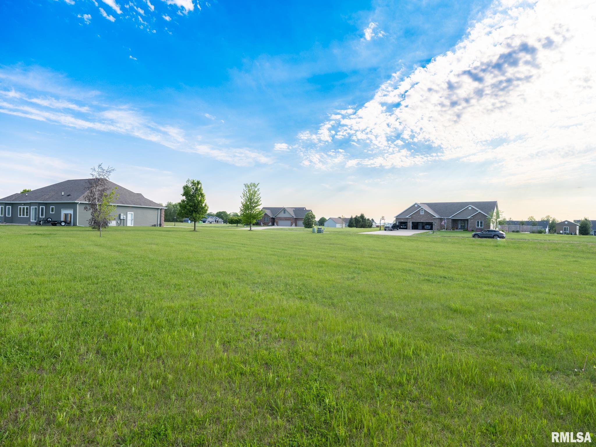 116 Lost Creek Court, Pekin, Illinois image 18
