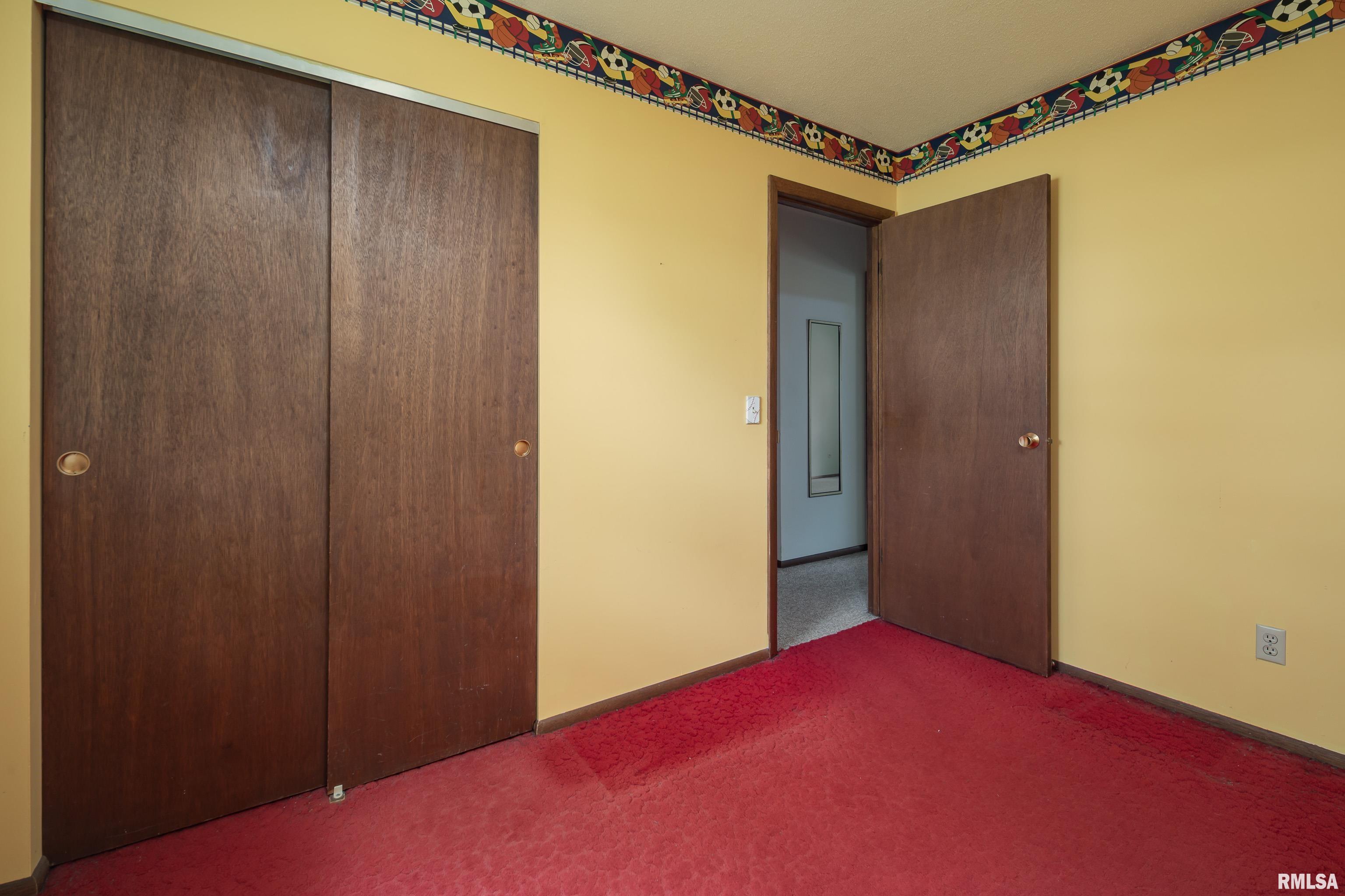 1328 N Stark Street, Davenport, Iowa image 27