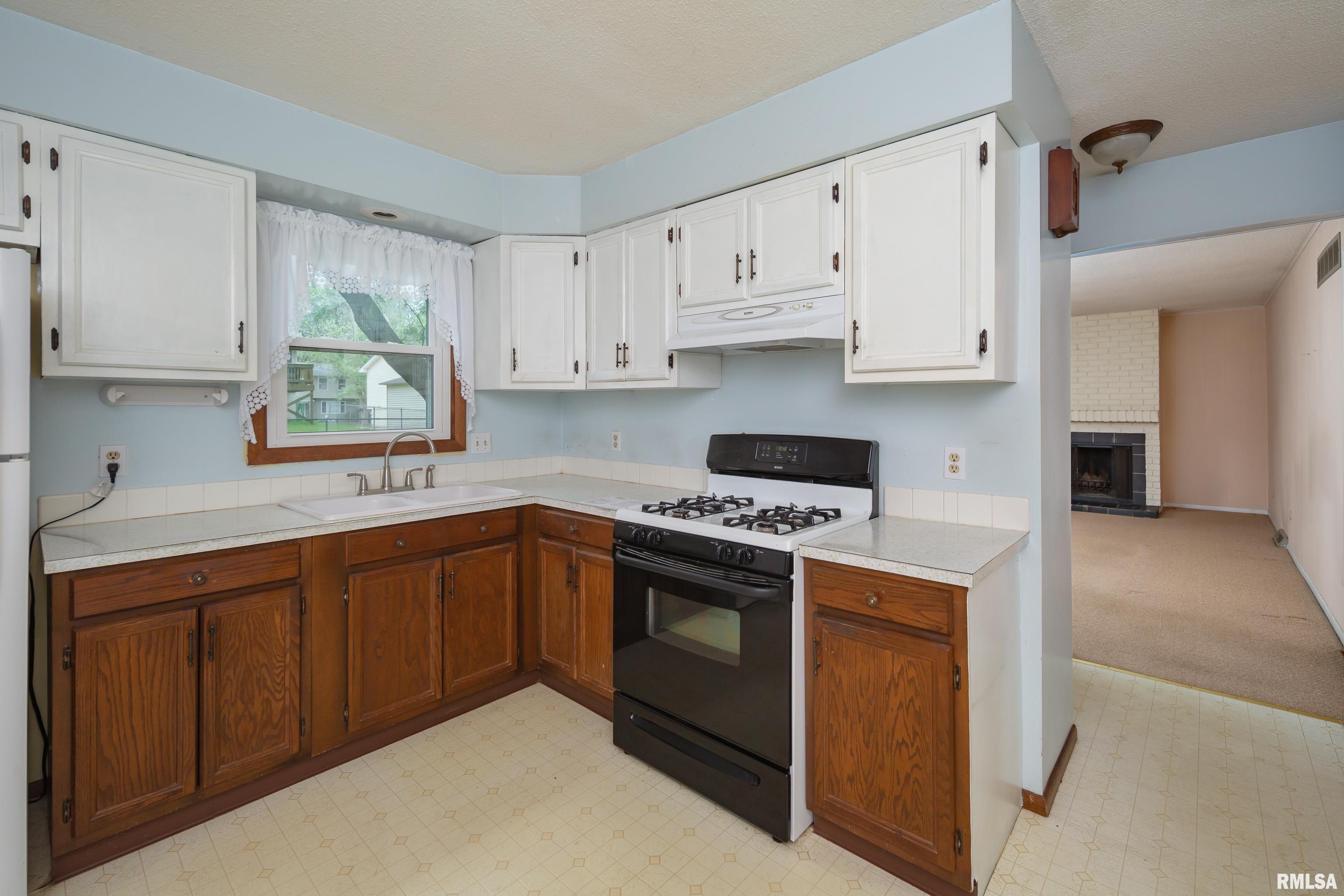 1328 N Stark Street, Davenport, Iowa image 15