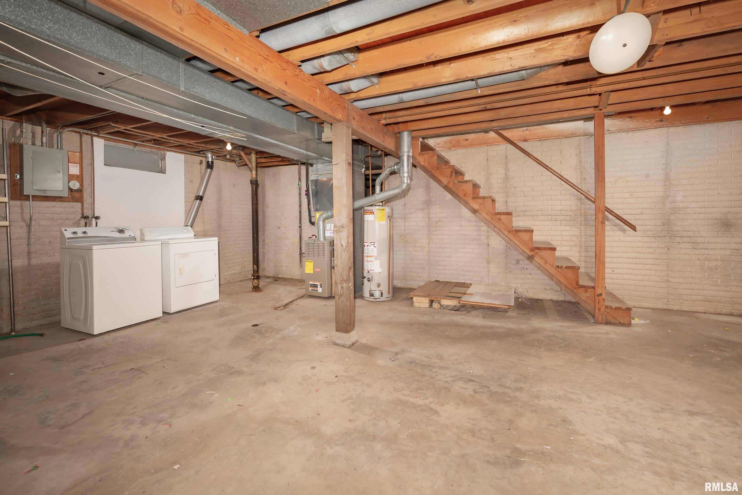 1328 N Stark Street, Davenport, Iowa image 31
