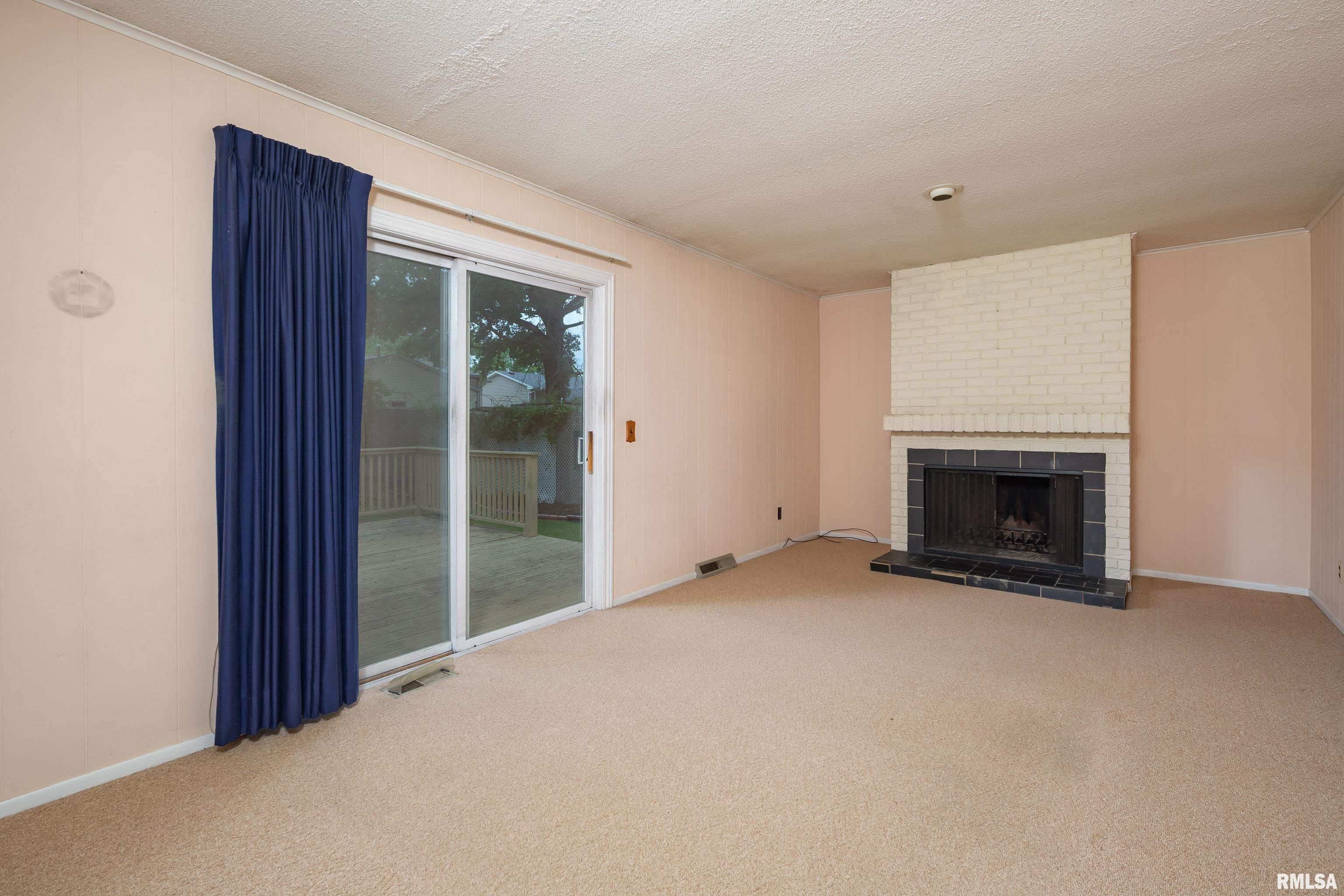 1328 N Stark Street, Davenport, Iowa image 17