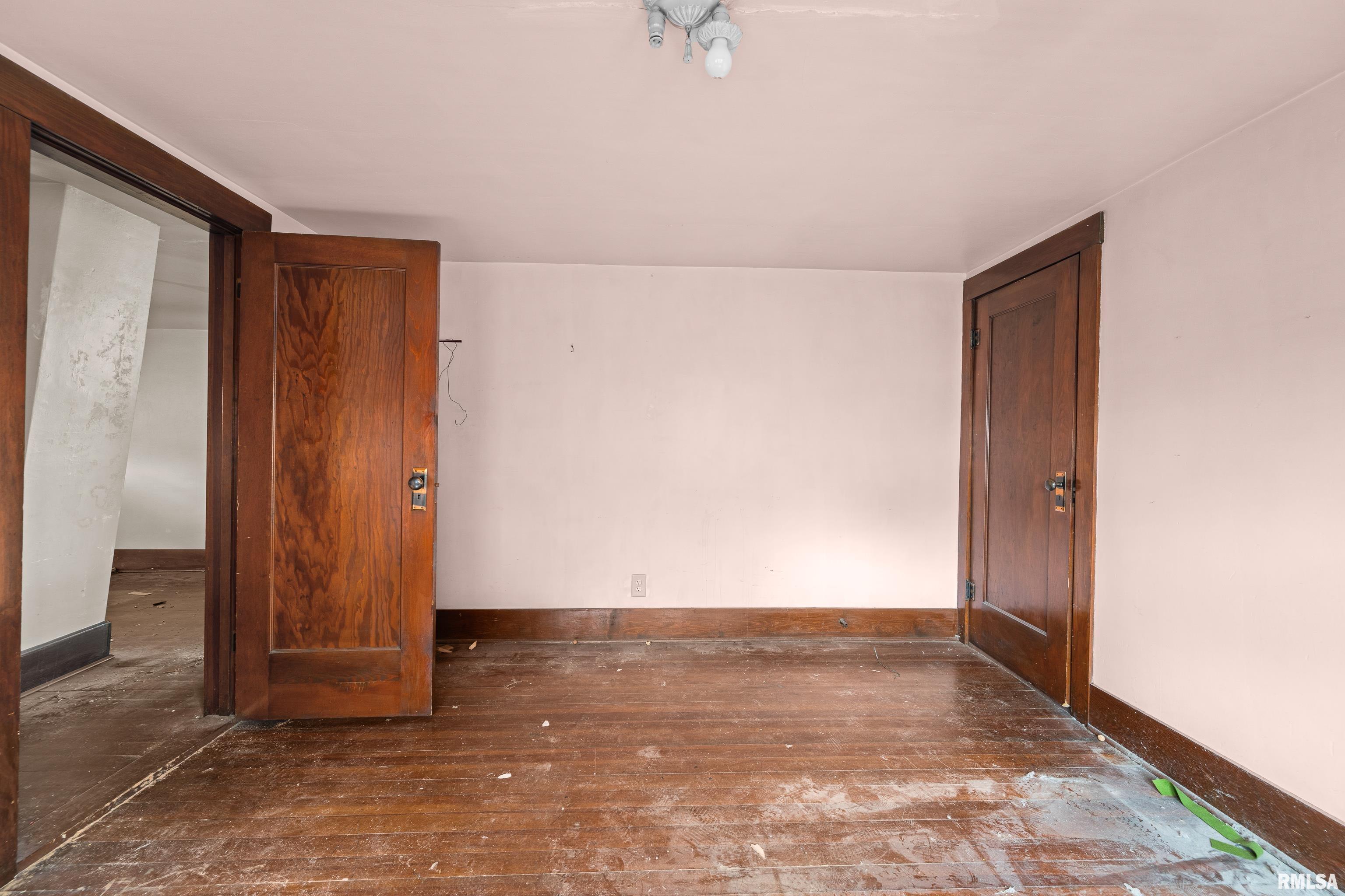 408 E Henry Street, Atkinson, Illinois image 25