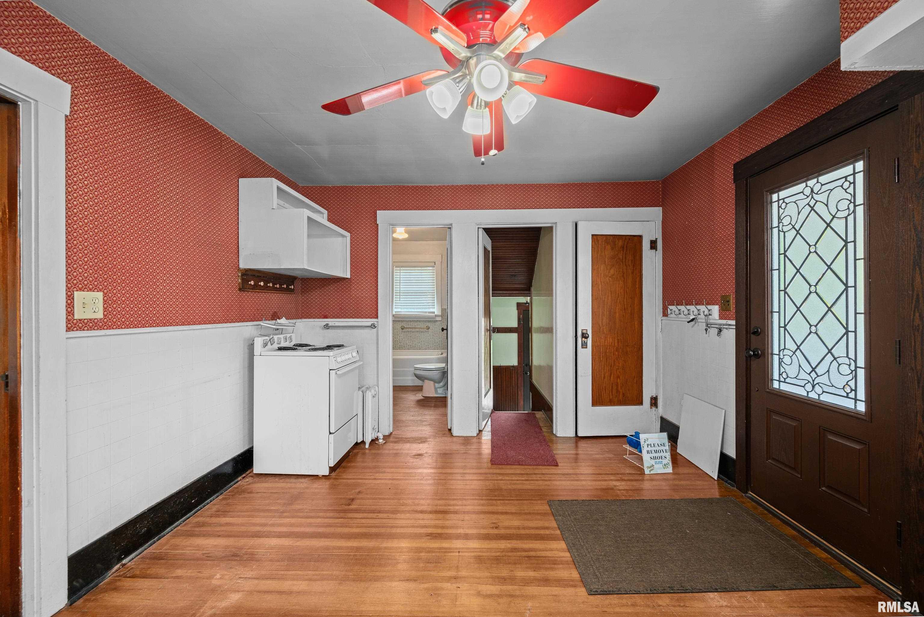 408 E Henry Street, Atkinson, Illinois image 15