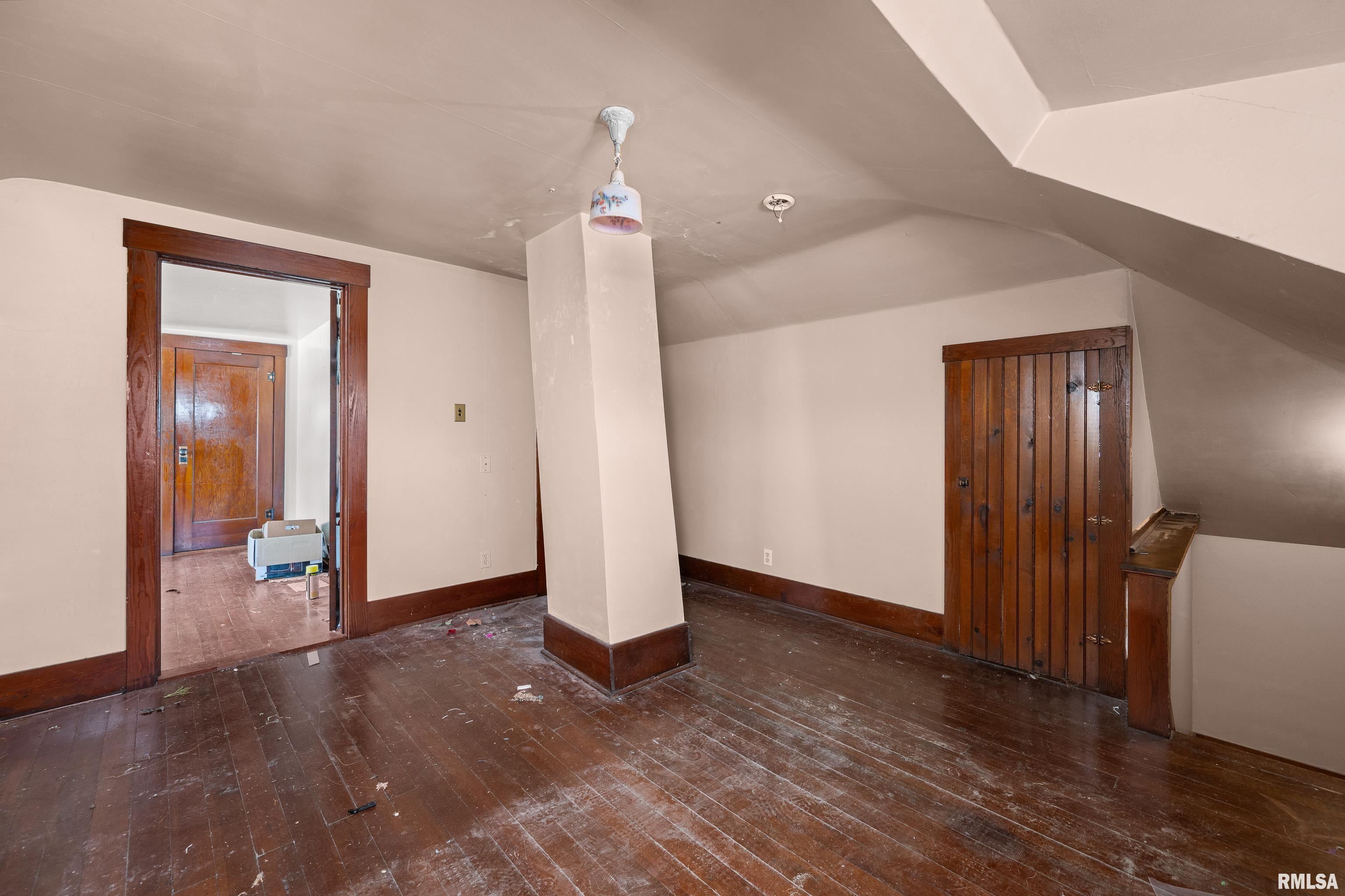 408 E Henry Street, Atkinson, Illinois image 22
