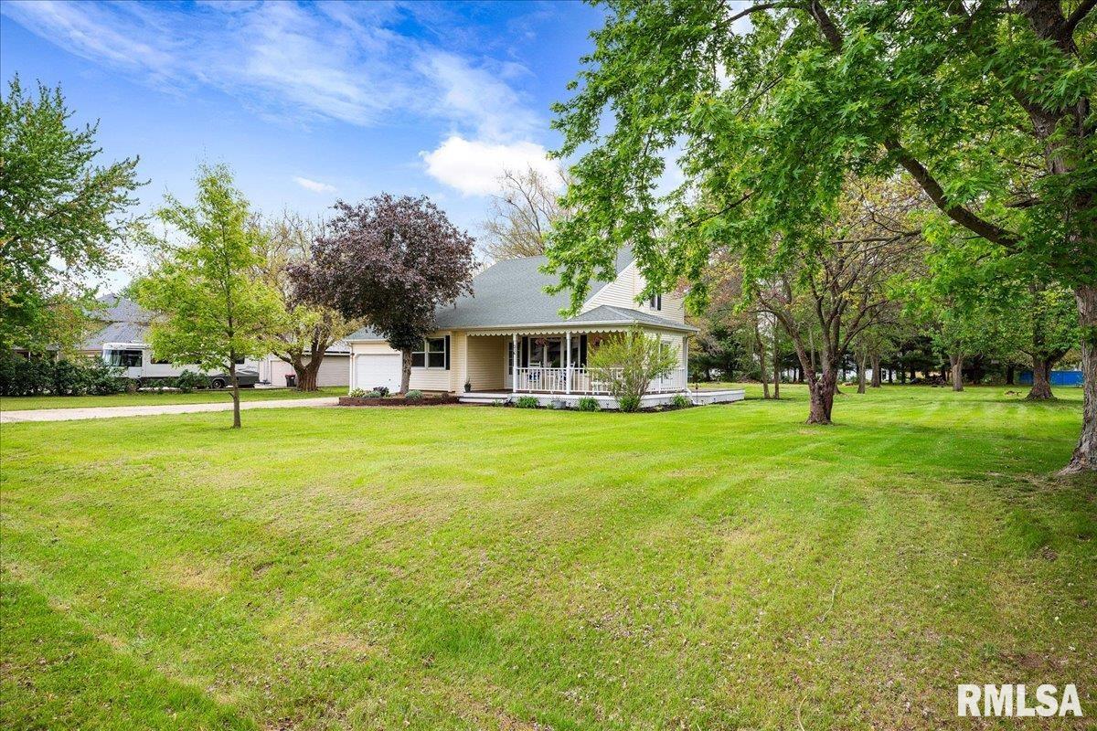 216 Falcon Drive, Green Valley, Illinois image 3