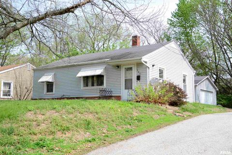 Photo of 325 S WHITE Street, Macomb, IL 61455 (MLS # PA1266054)