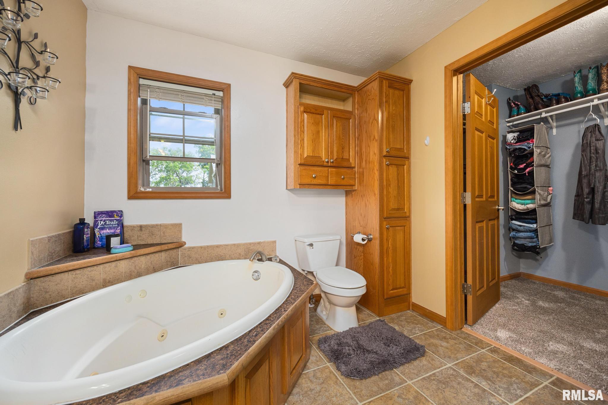 15500 Christmas Tree Road, Green Valley, Illinois image 28