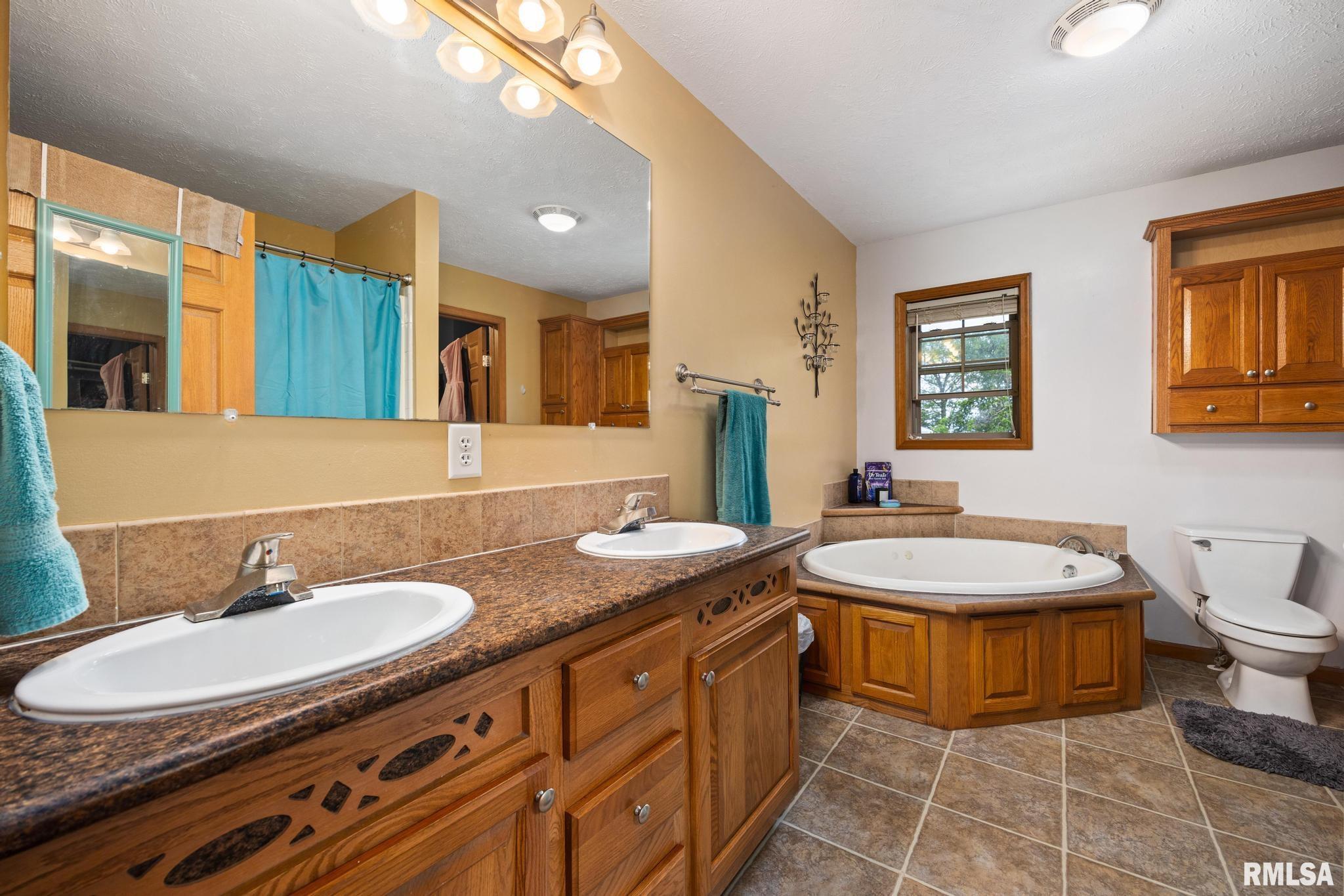 15500 Christmas Tree Road, Green Valley, Illinois image 26
