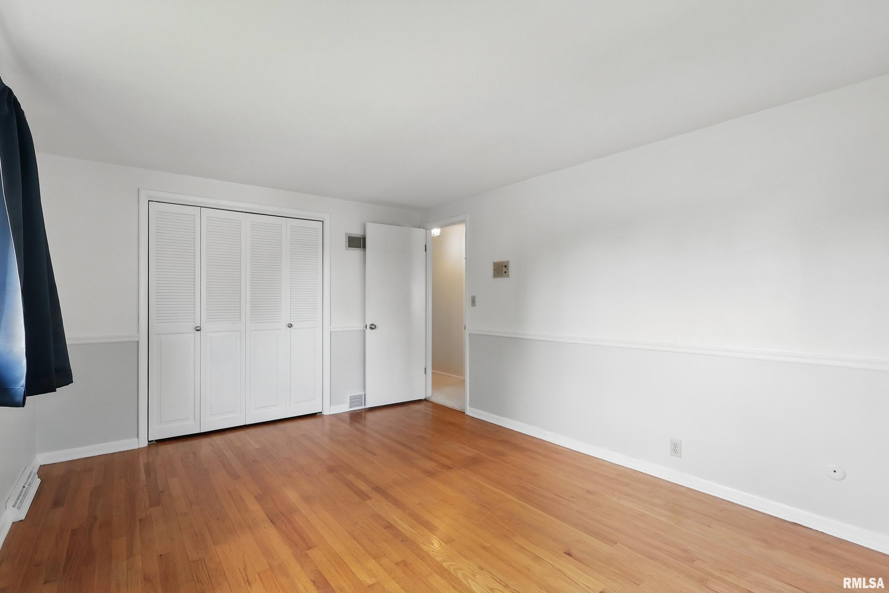 2330 Avalon Drive, Bettendorf, Iowa image 20