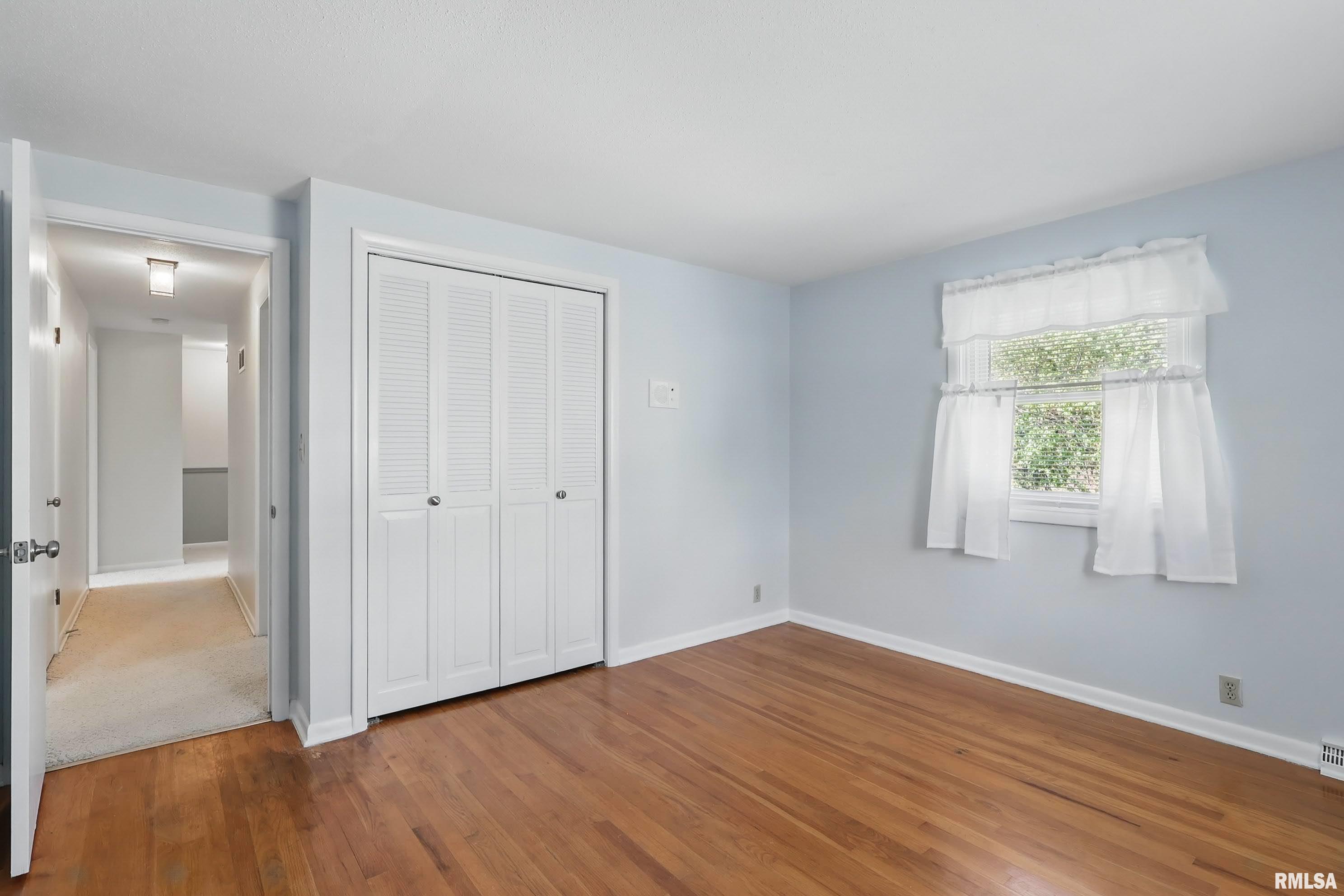 2330 Avalon Drive, Bettendorf, Iowa image 22