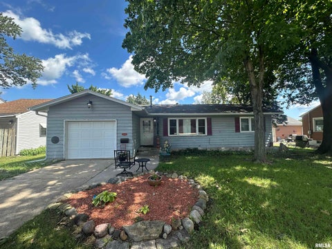 Homes For Sale - 1506 N 4th Street<br/> Chillicothe, IL 61523