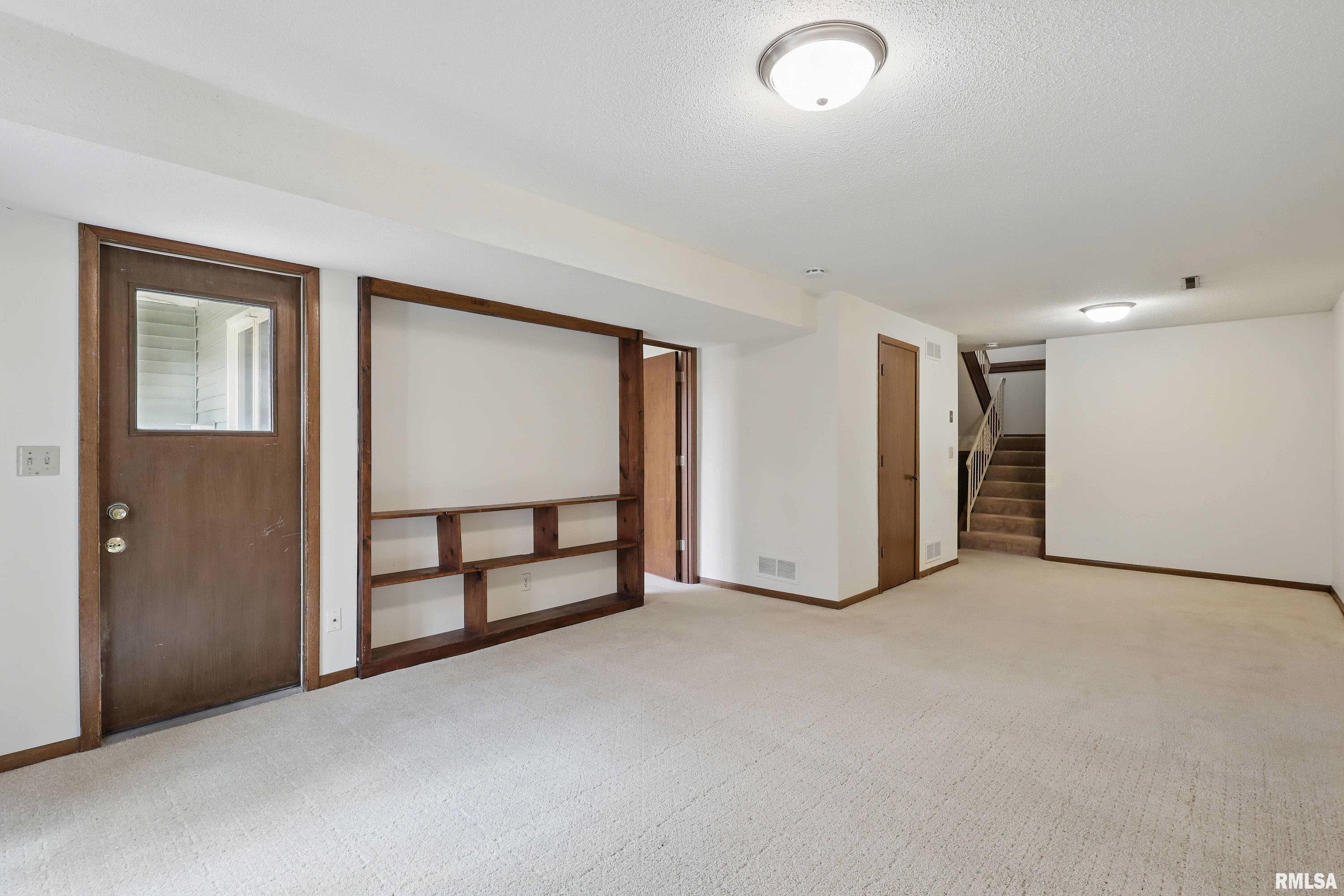 3085 Parkwild Drive, Bettendorf, Iowa image 31