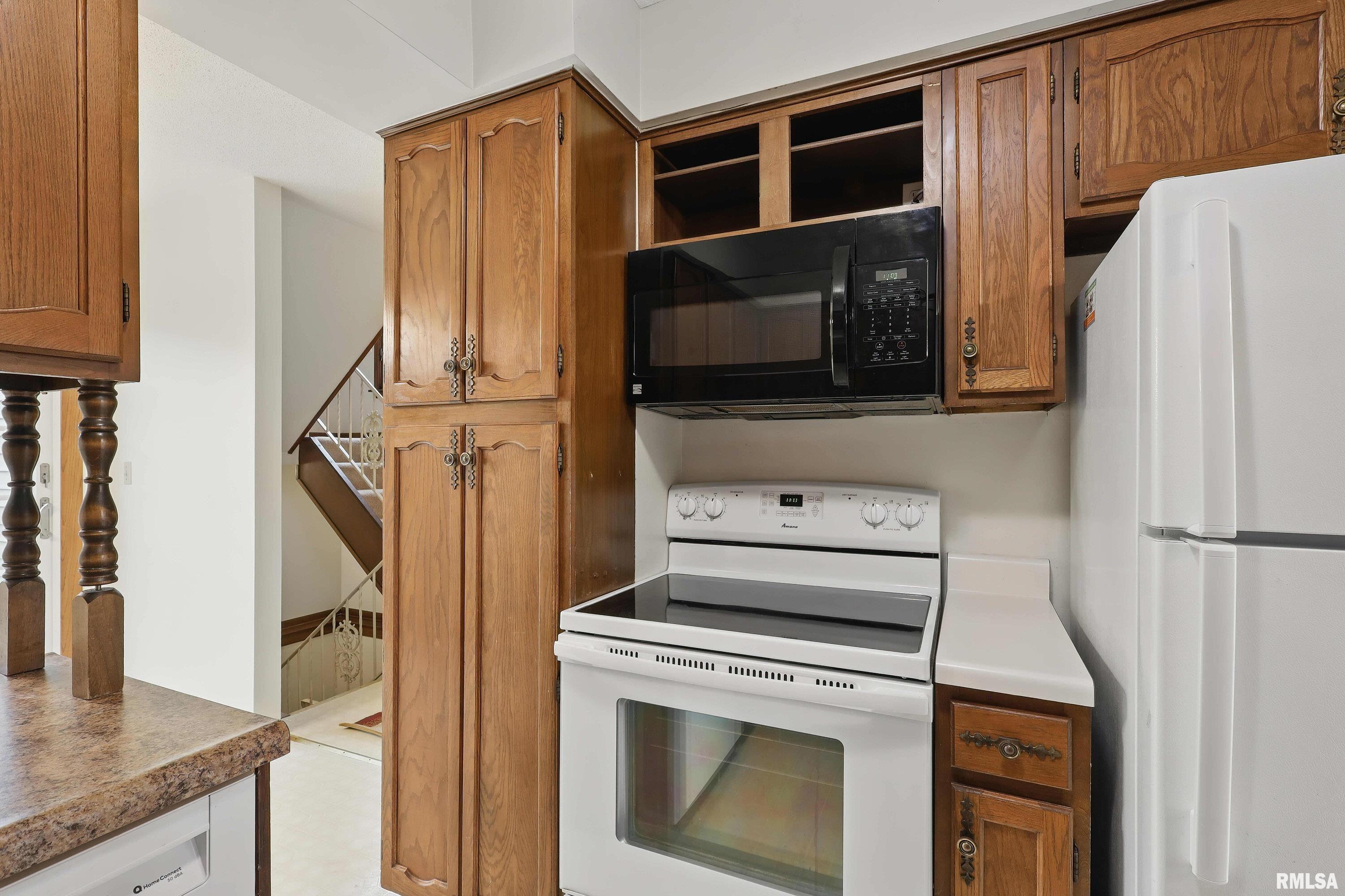 3085 Parkwild Drive, Bettendorf, Iowa image 17