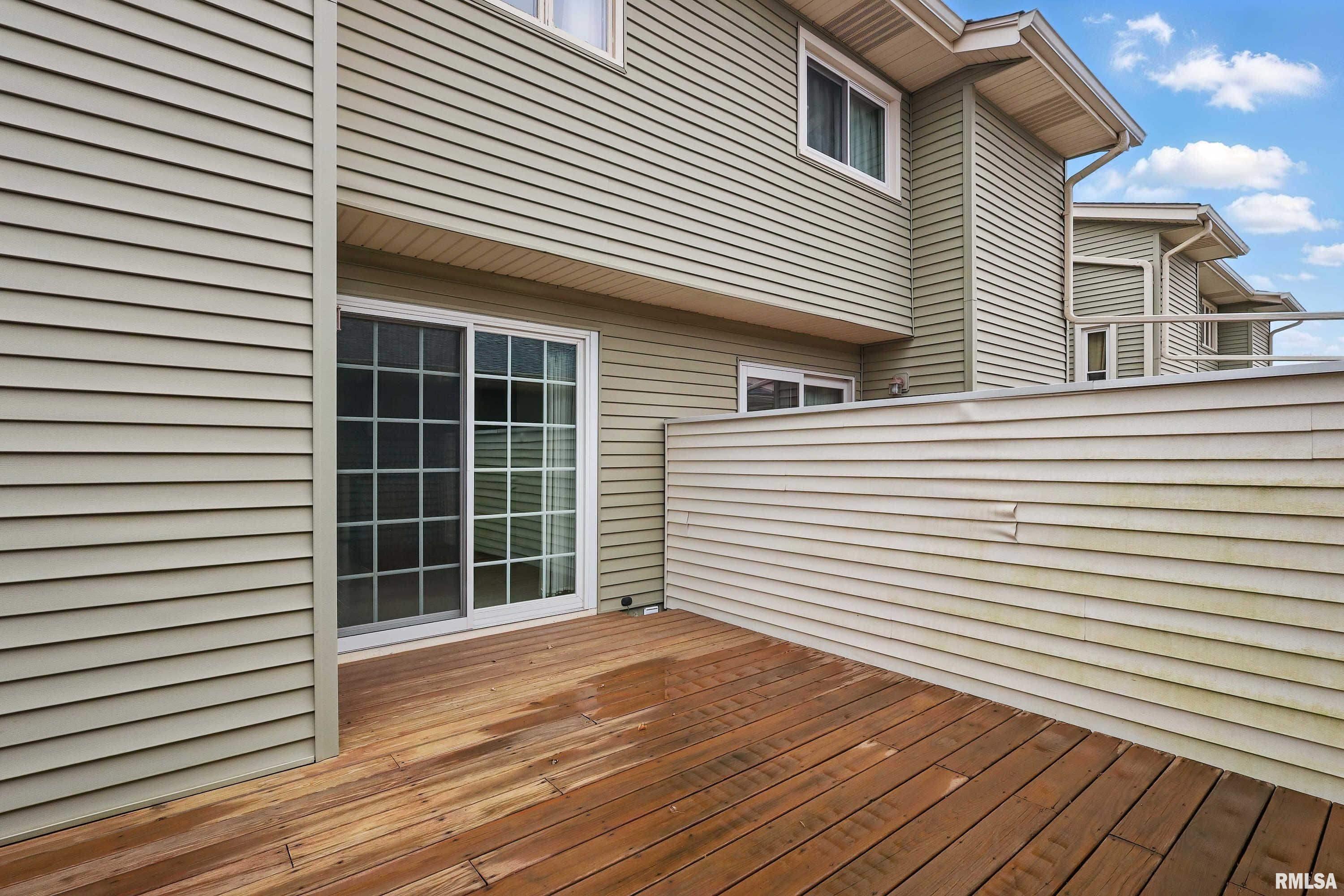 3085 Parkwild Drive, Bettendorf, Iowa image 5