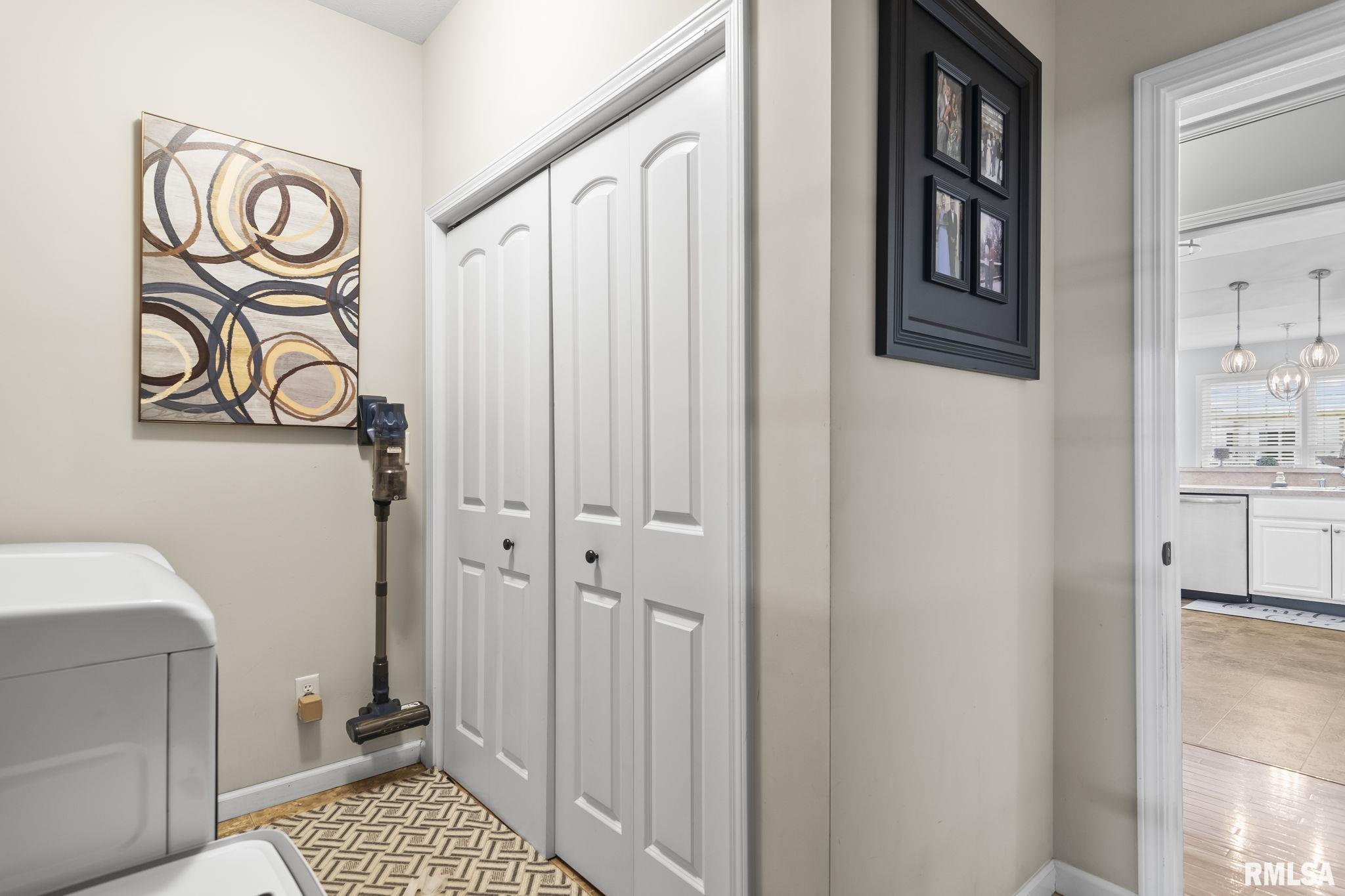 1516 Hosta Street, Springfield, Illinois image 28