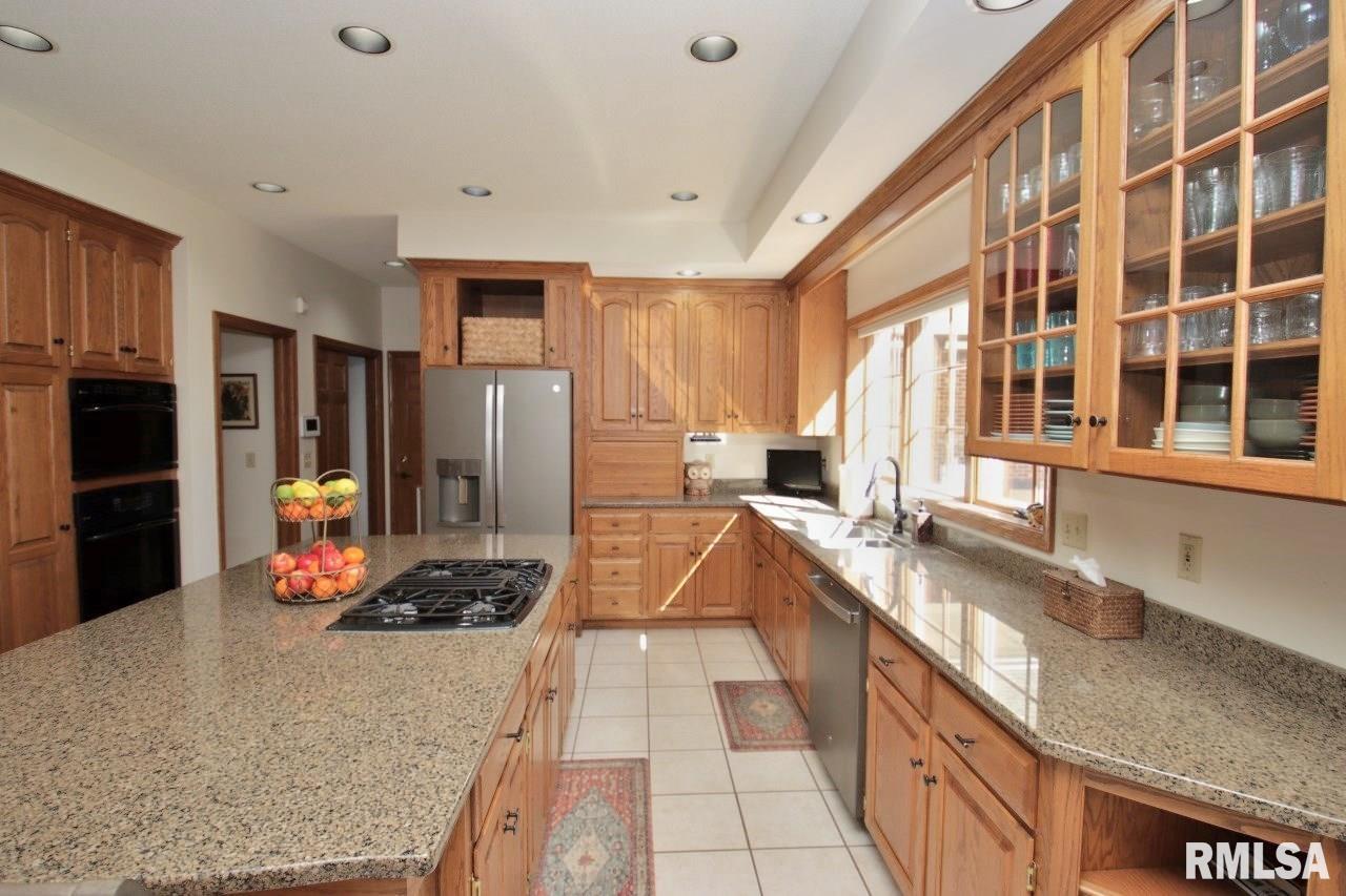 10706 N Grand Oak Court, Peoria, Illinois image 40