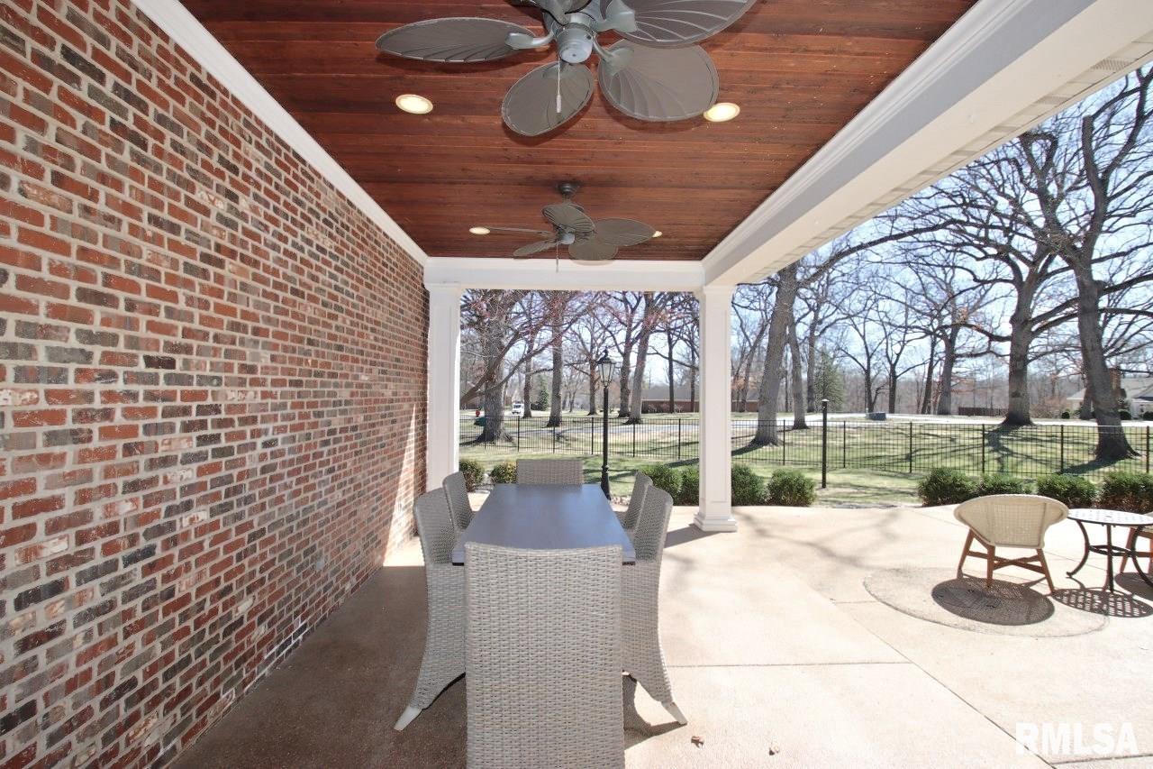 10706 N Grand Oak Court, Peoria, Illinois image 13