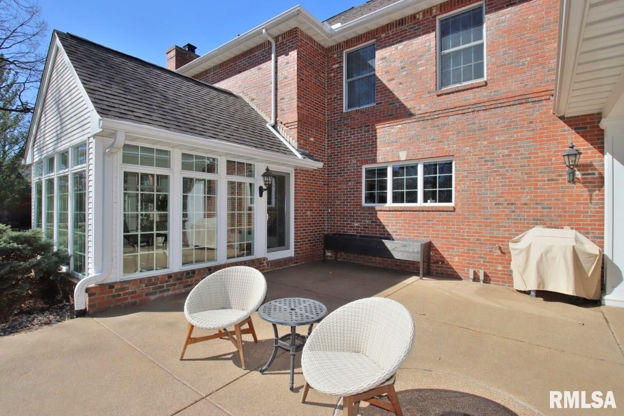 10706 N Grand Oak Court, Peoria, Illinois image 10