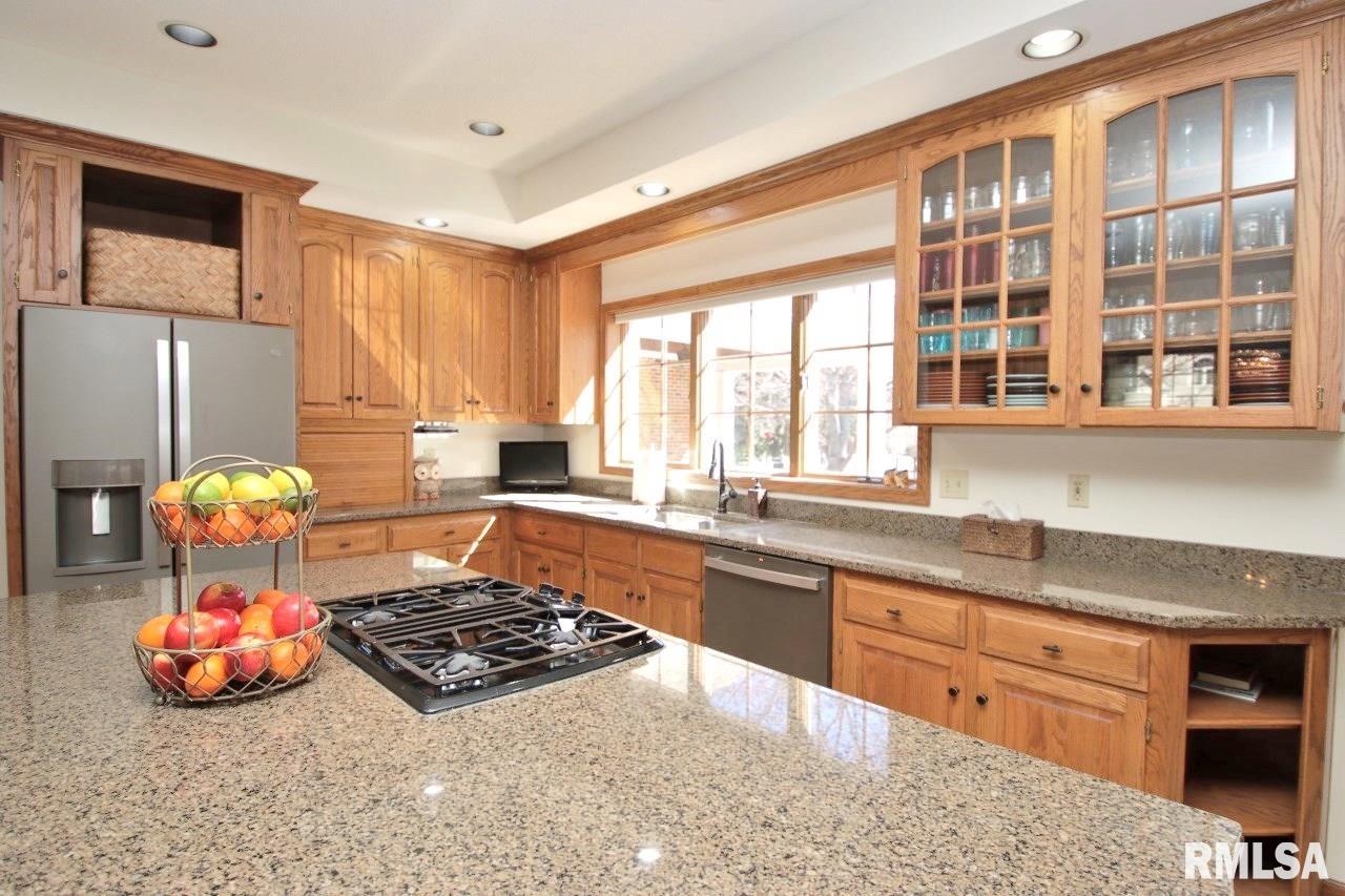 10706 N Grand Oak Court, Peoria, Illinois image 34