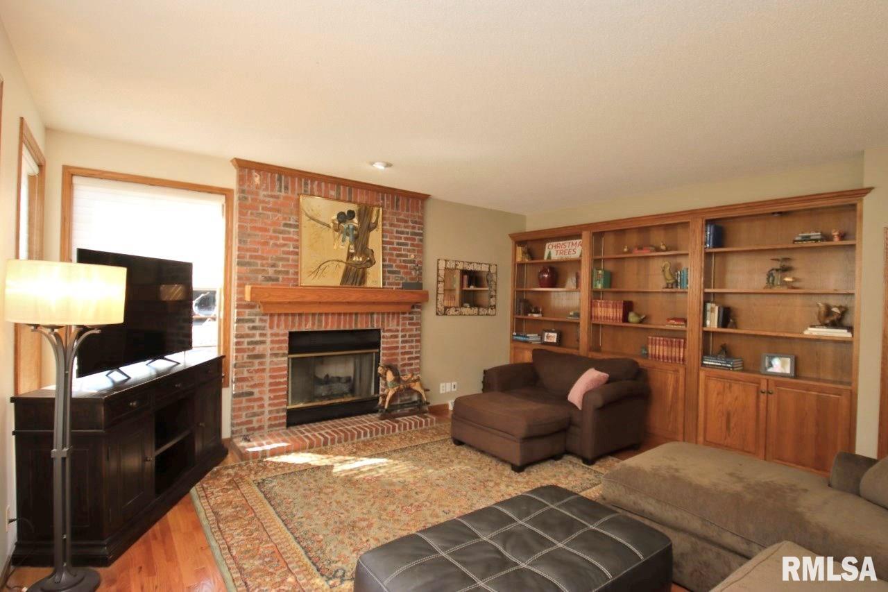 10706 N Grand Oak Court, Peoria, Illinois image 48