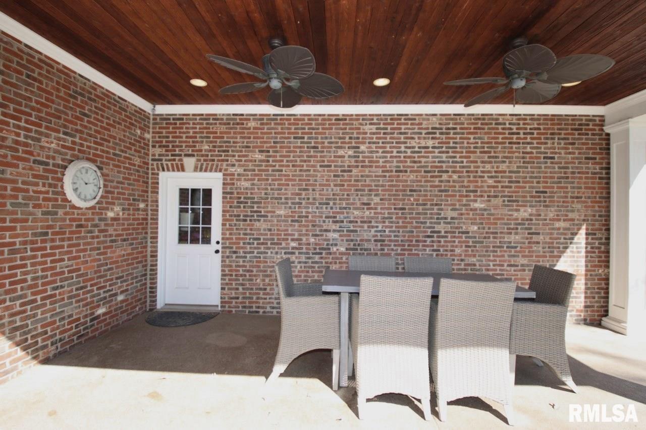 10706 N Grand Oak Court, Peoria, Illinois image 12