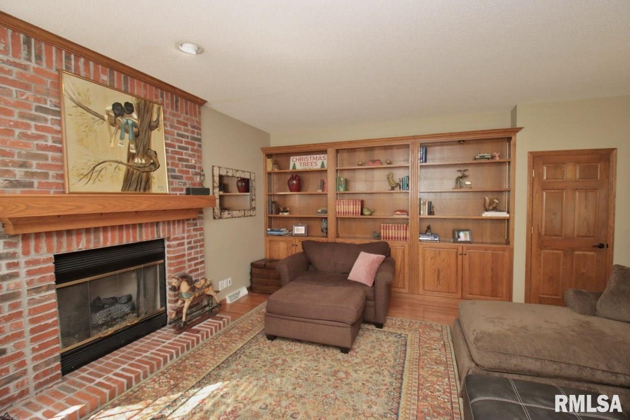 10706 N Grand Oak Court, Peoria, Illinois image 44
