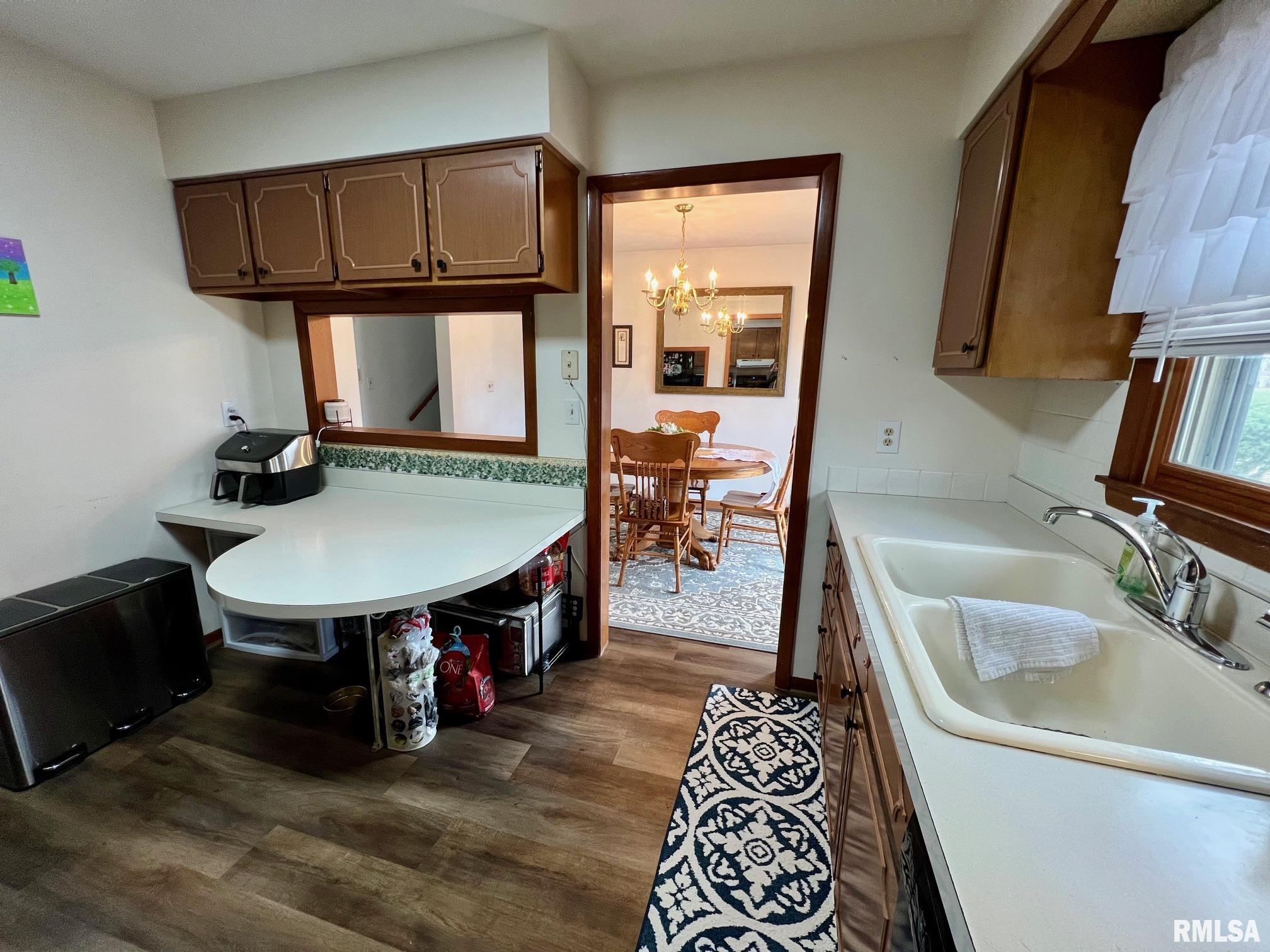 823 Independence Ridge, Springfield, Illinois image 10