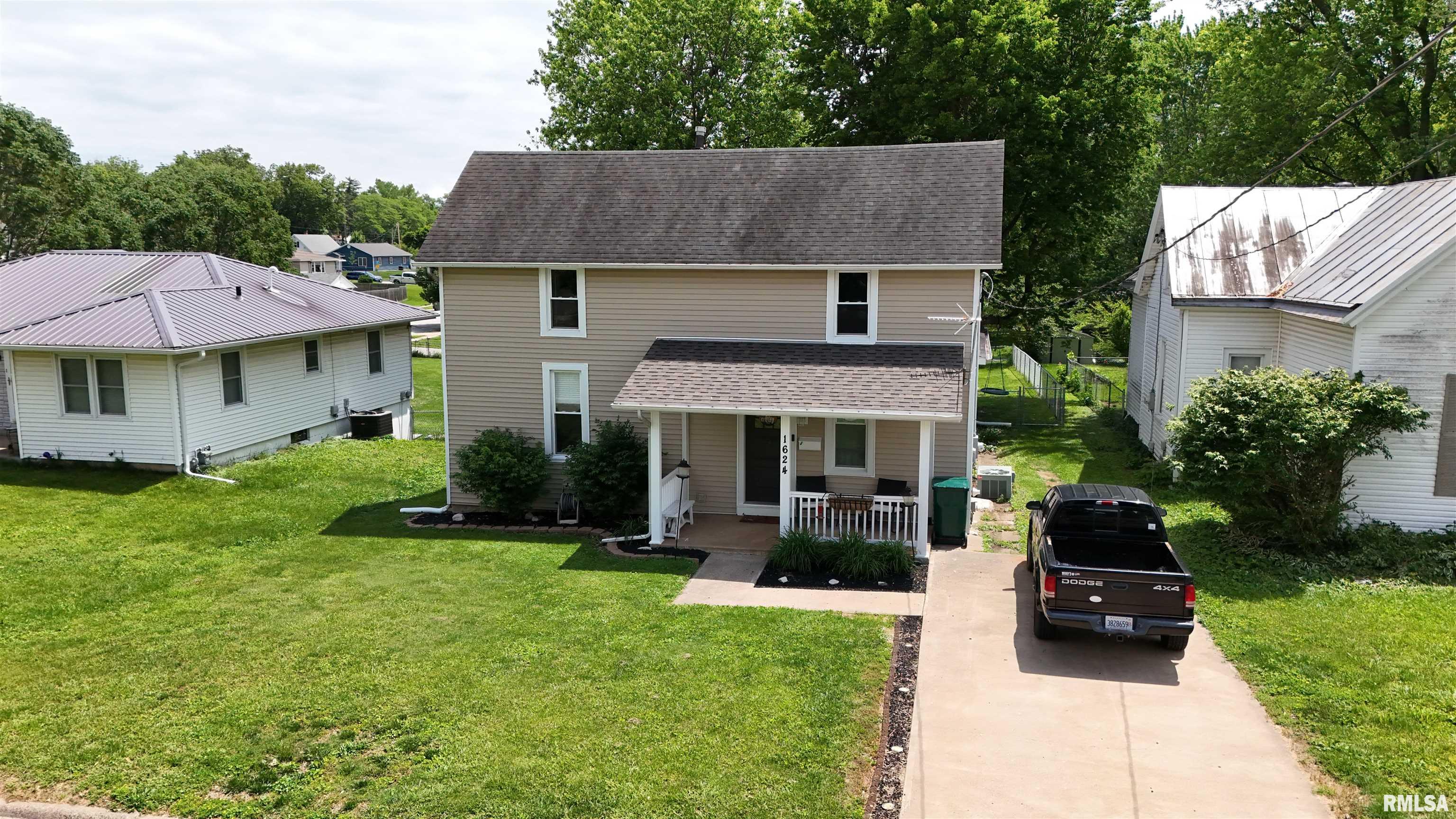 1624 Adams Street, Quincy, Illinois image 1