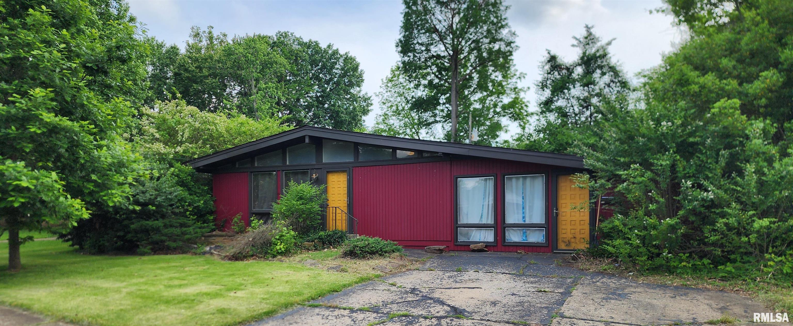 502 S Dixon Street, Carbondale, Illinois image 1