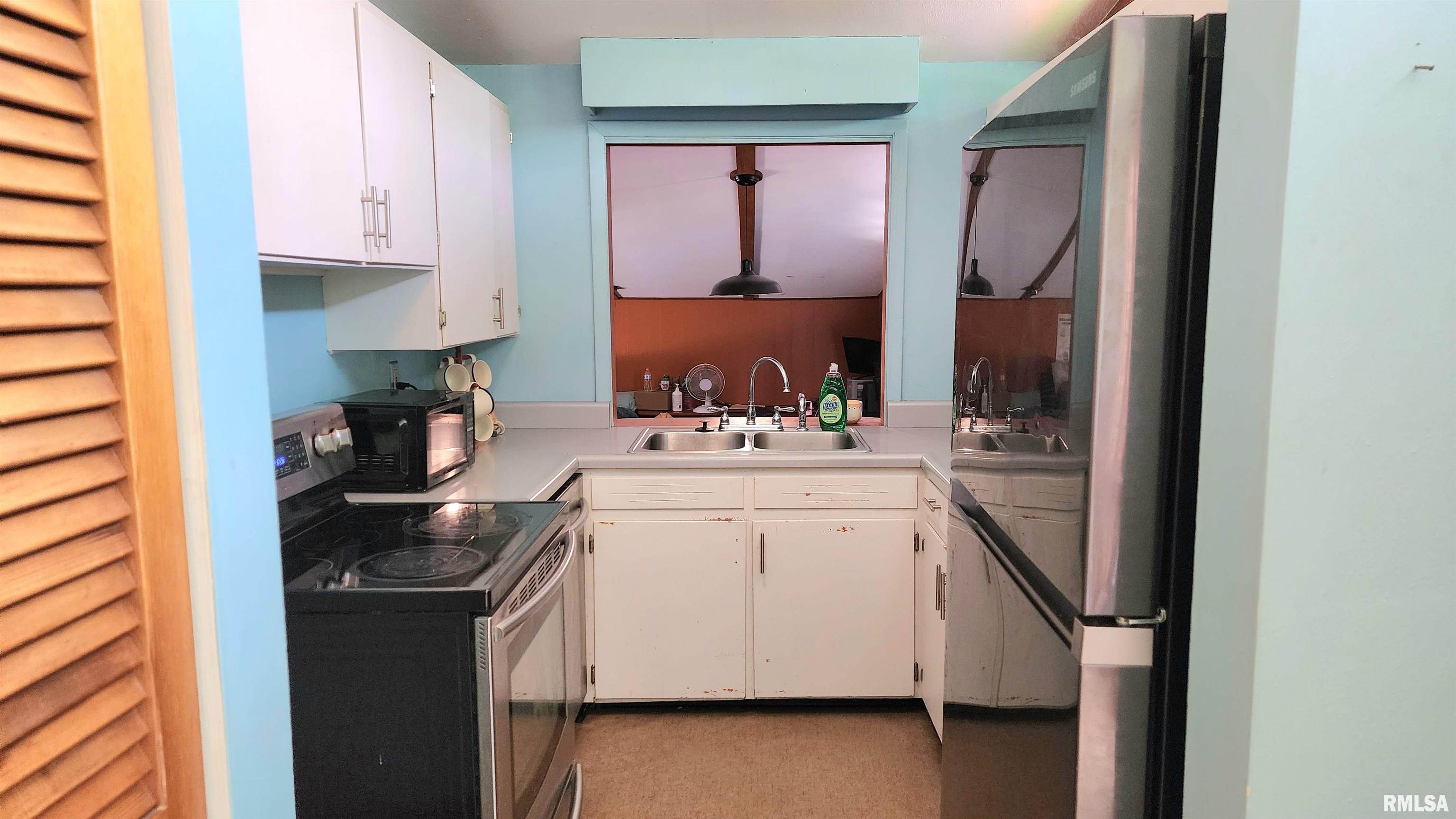 502 S Dixon Street, Carbondale, Illinois image 6