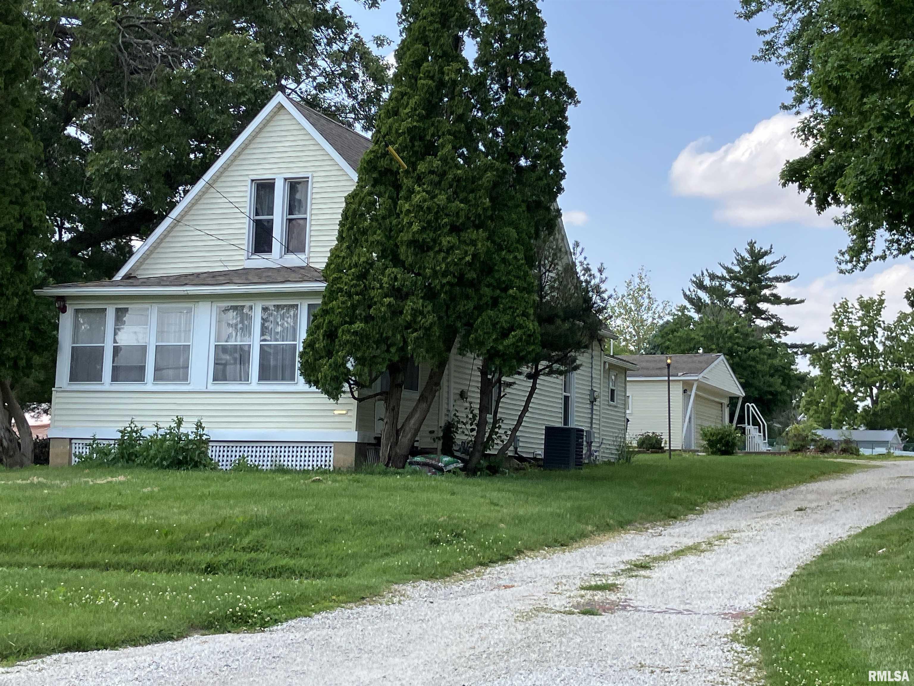 136 W Mill Street, Kewanee, Illinois image 1