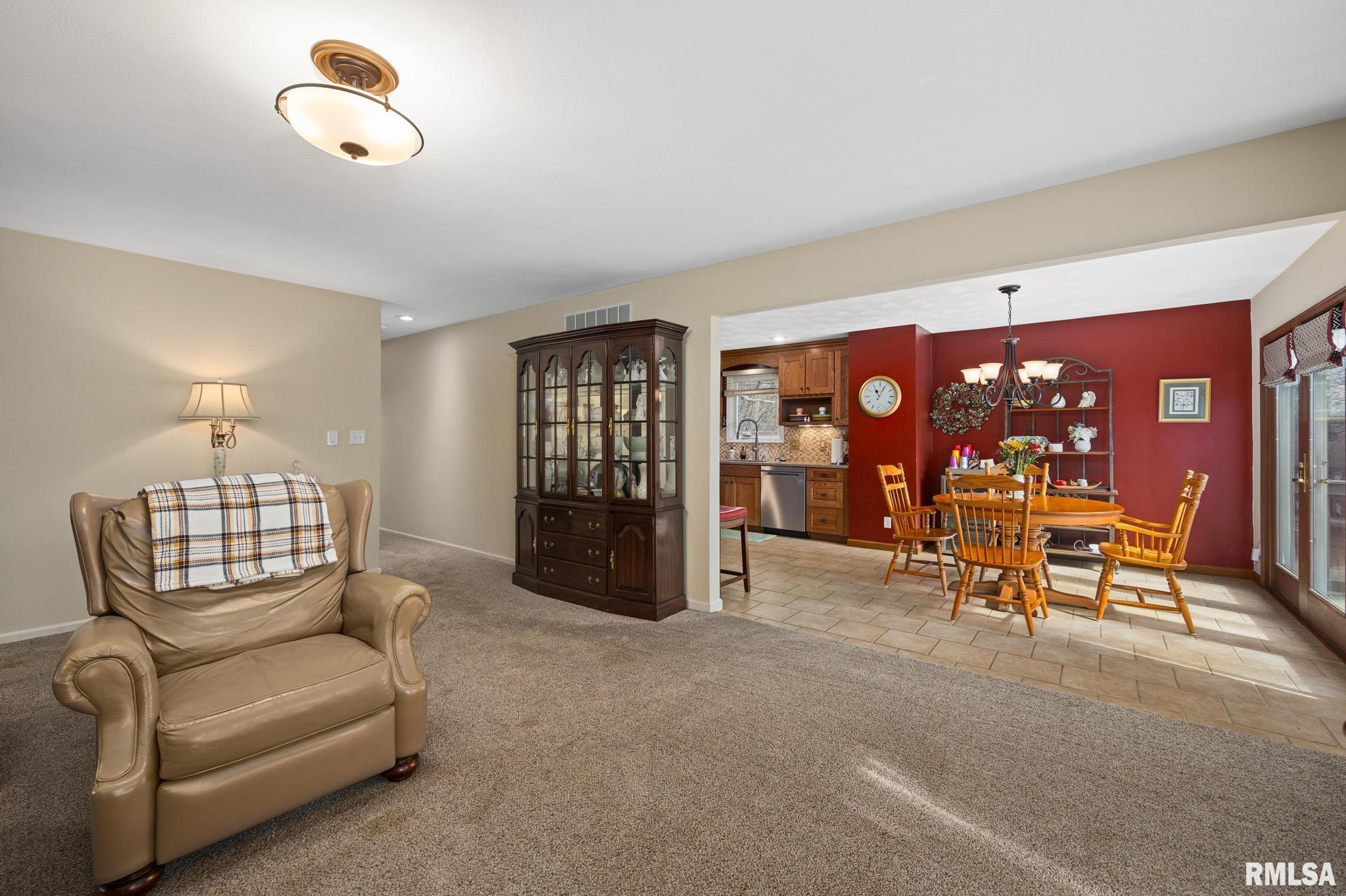 2400 W Cabana Court, Peoria, Illinois image 6