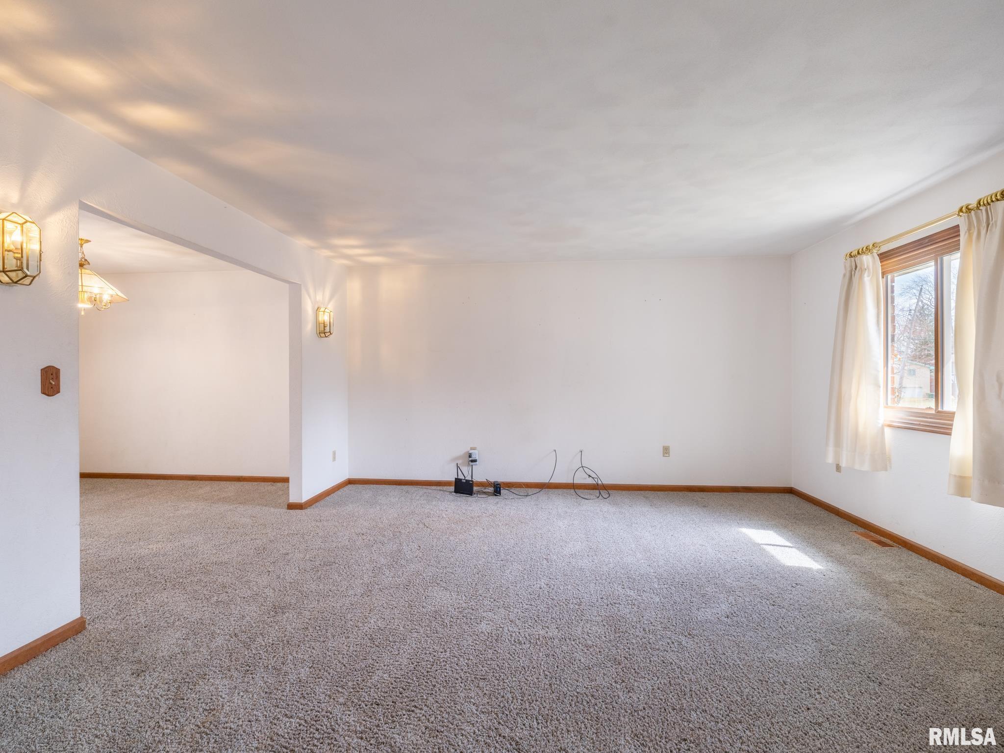 109 Julian Avenue, East Peoria, Illinois image 15