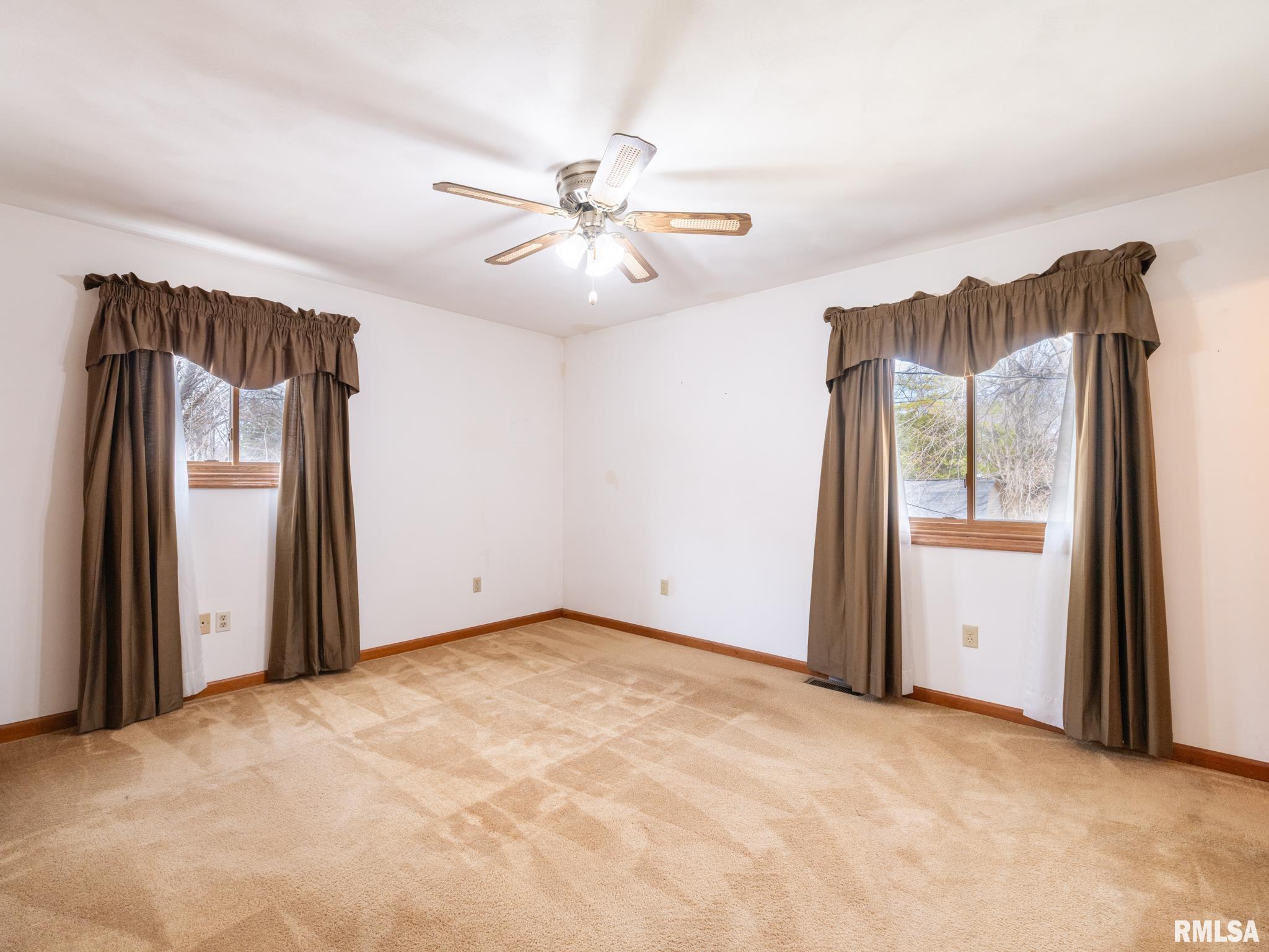 109 Julian Avenue, East Peoria, Illinois image 29